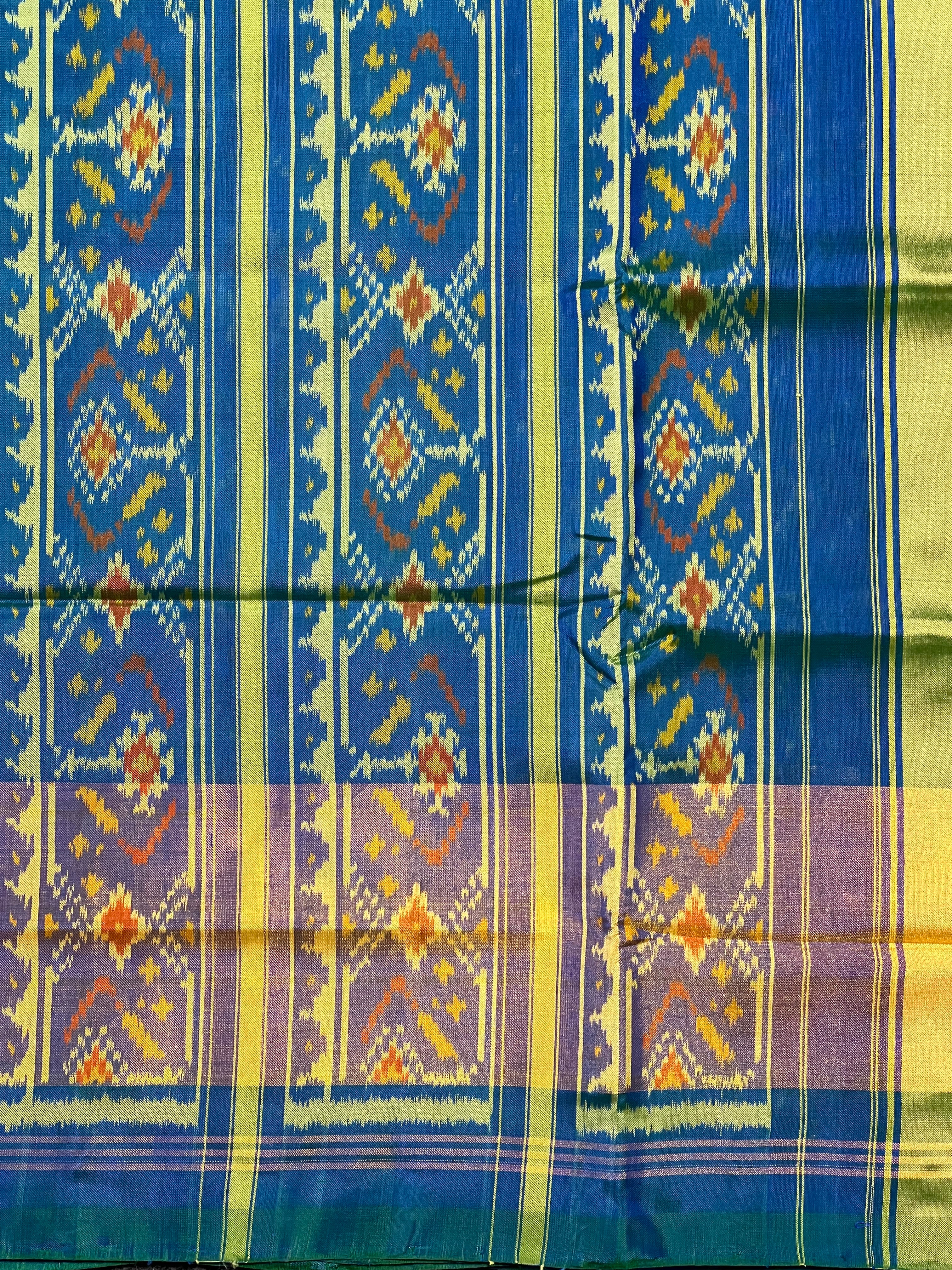 Royal Blue Pan-Chanda Traditional Design Handwoven Patola Silk Saree