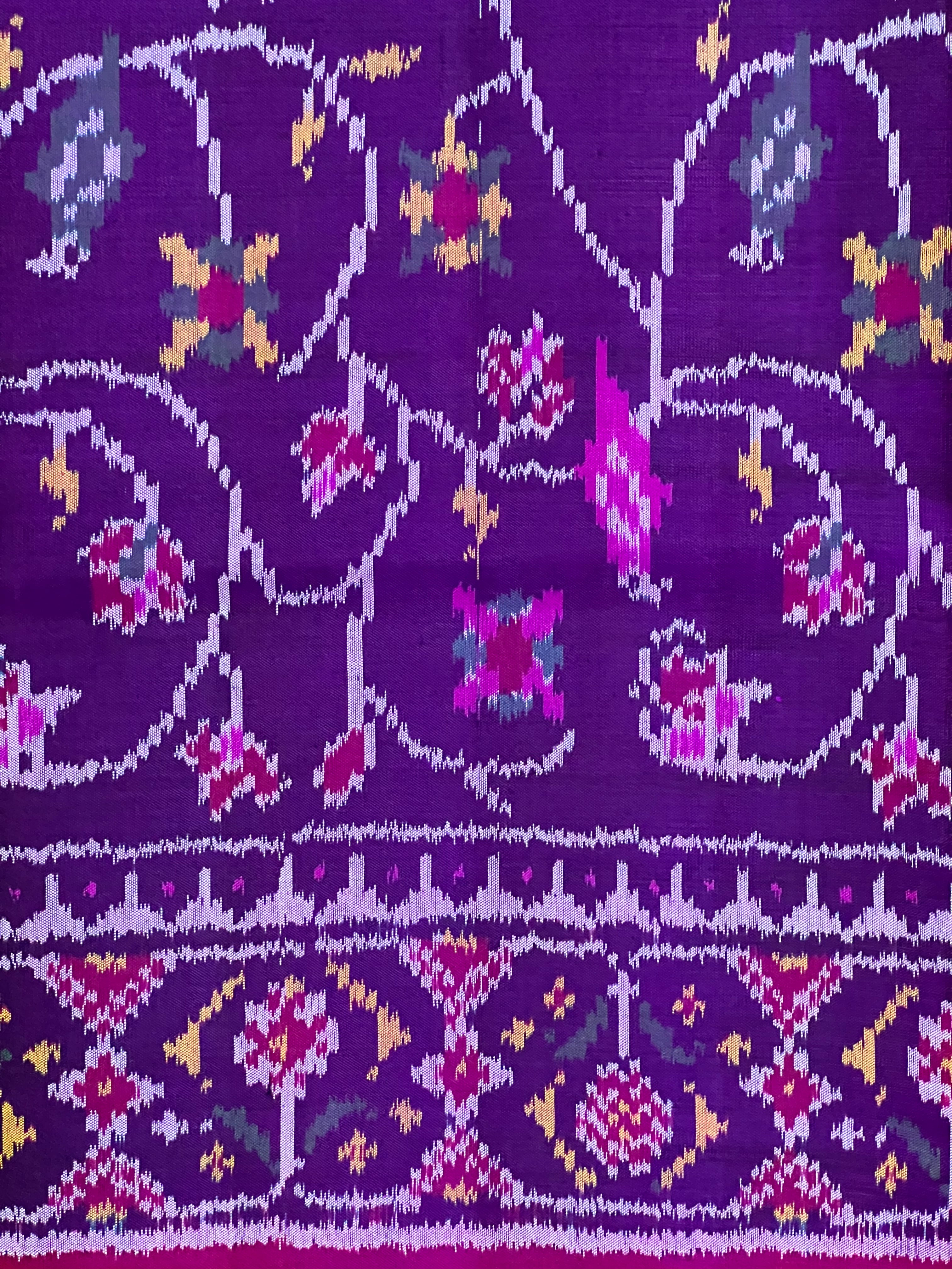 Flower Design Handwoven Patola Silk Saree