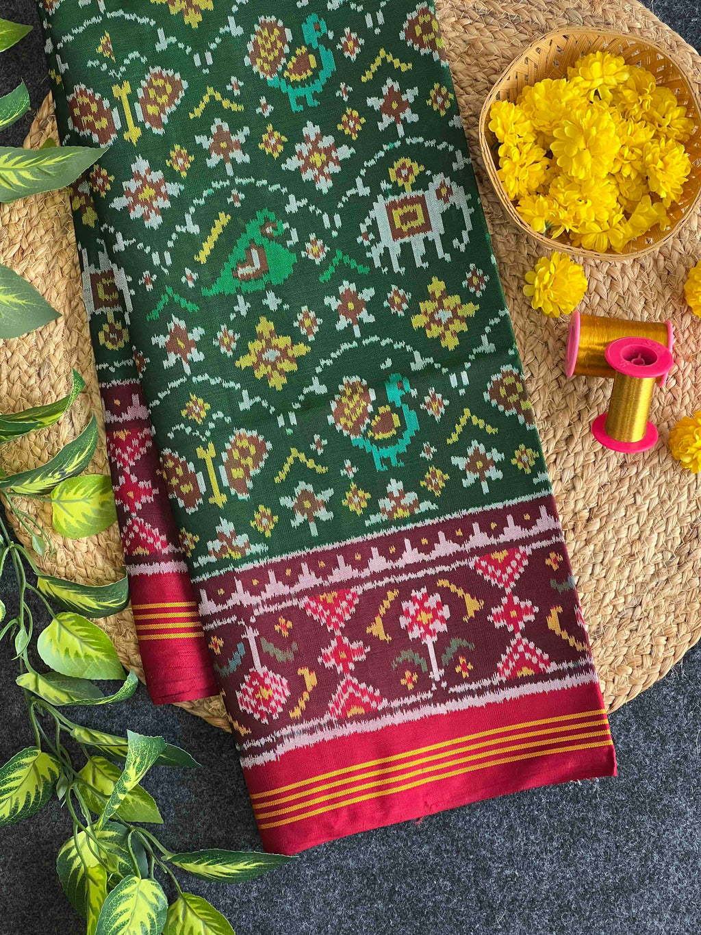 Small Motif Design Handwoven Patola Silk Saree