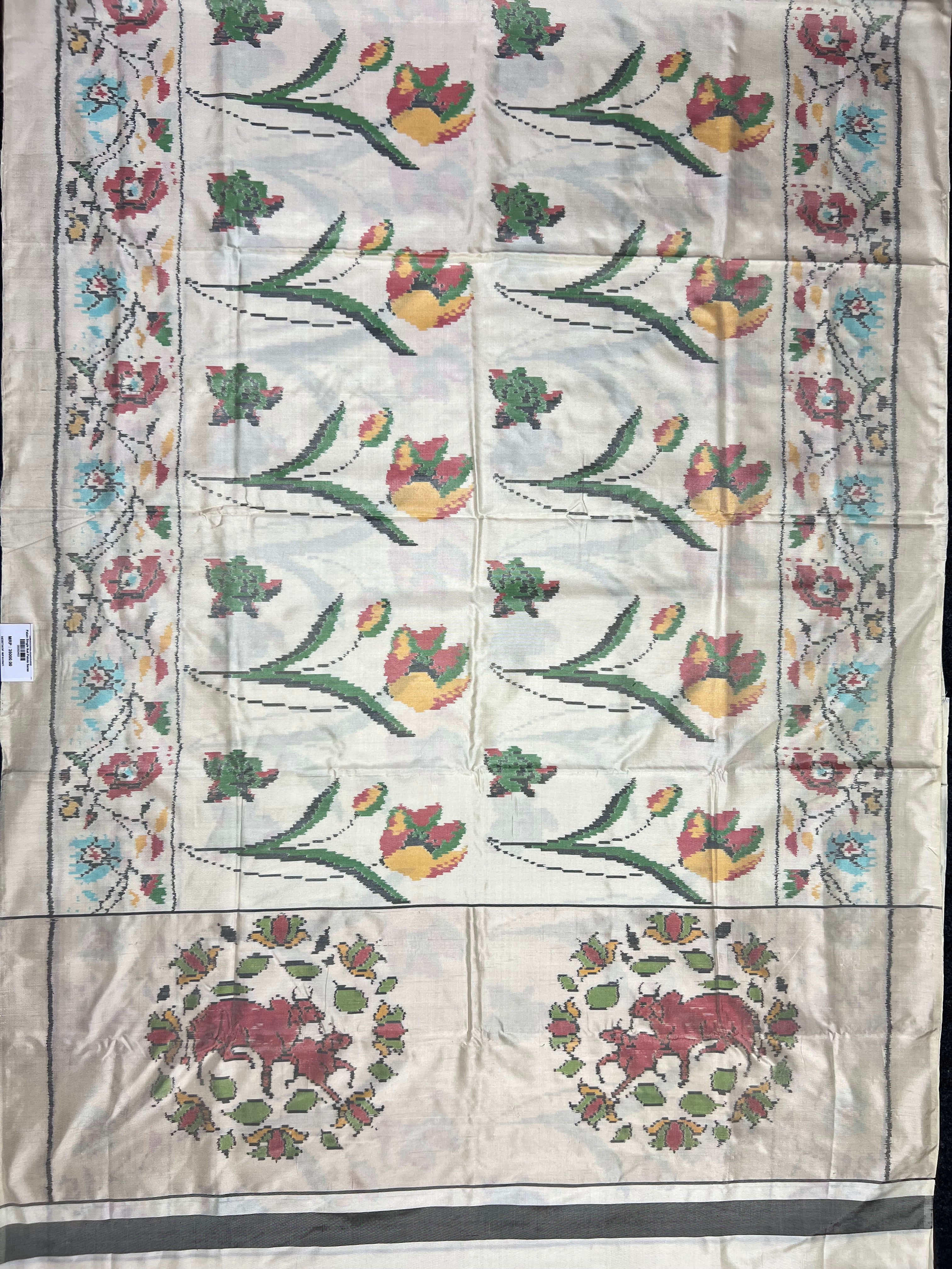 Off-White Exclusive Flower Design Handwoven Patola Silk Saree