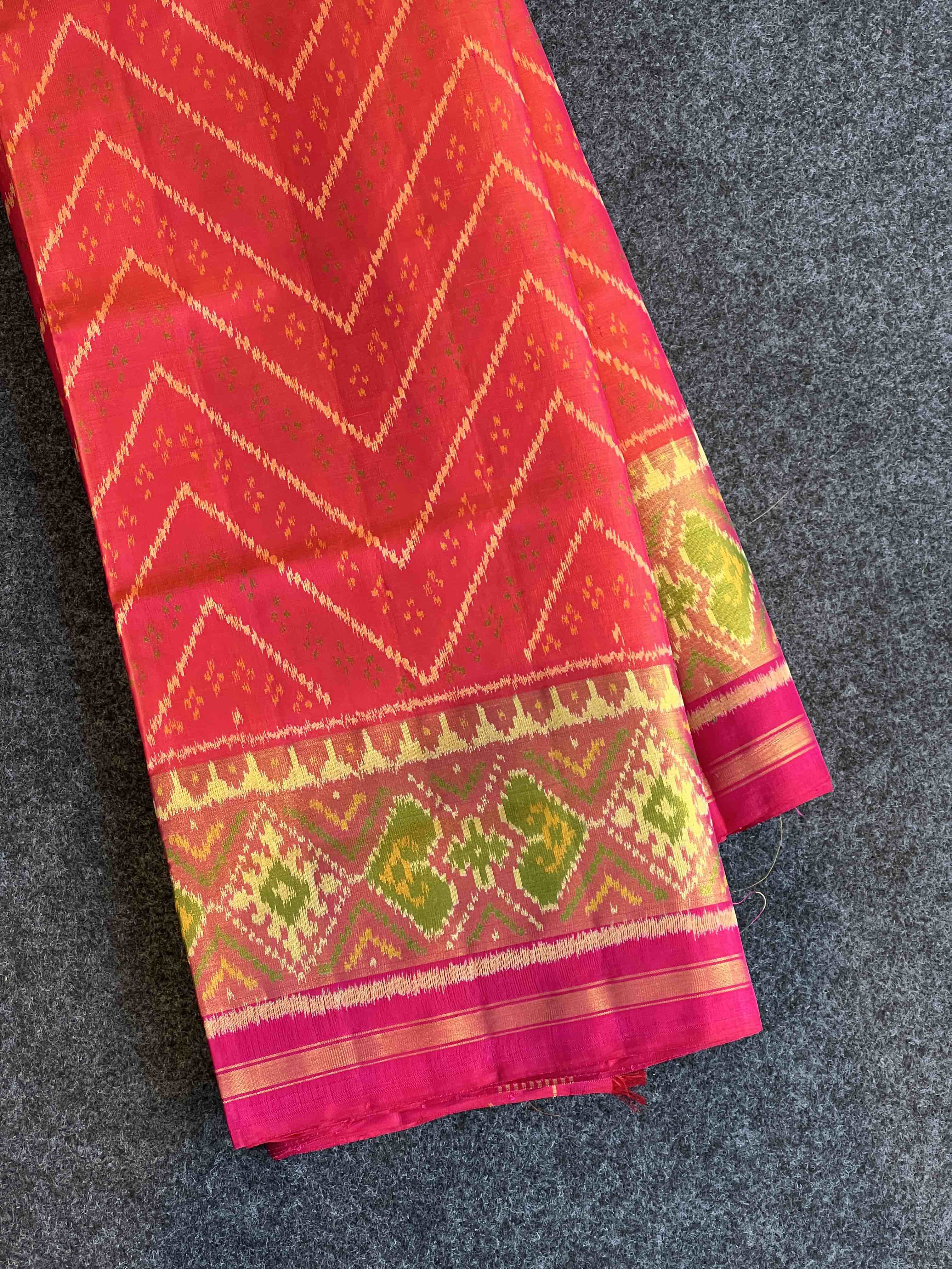 Handwoven Patola Silk Saree New Fancy Laheriya Main image