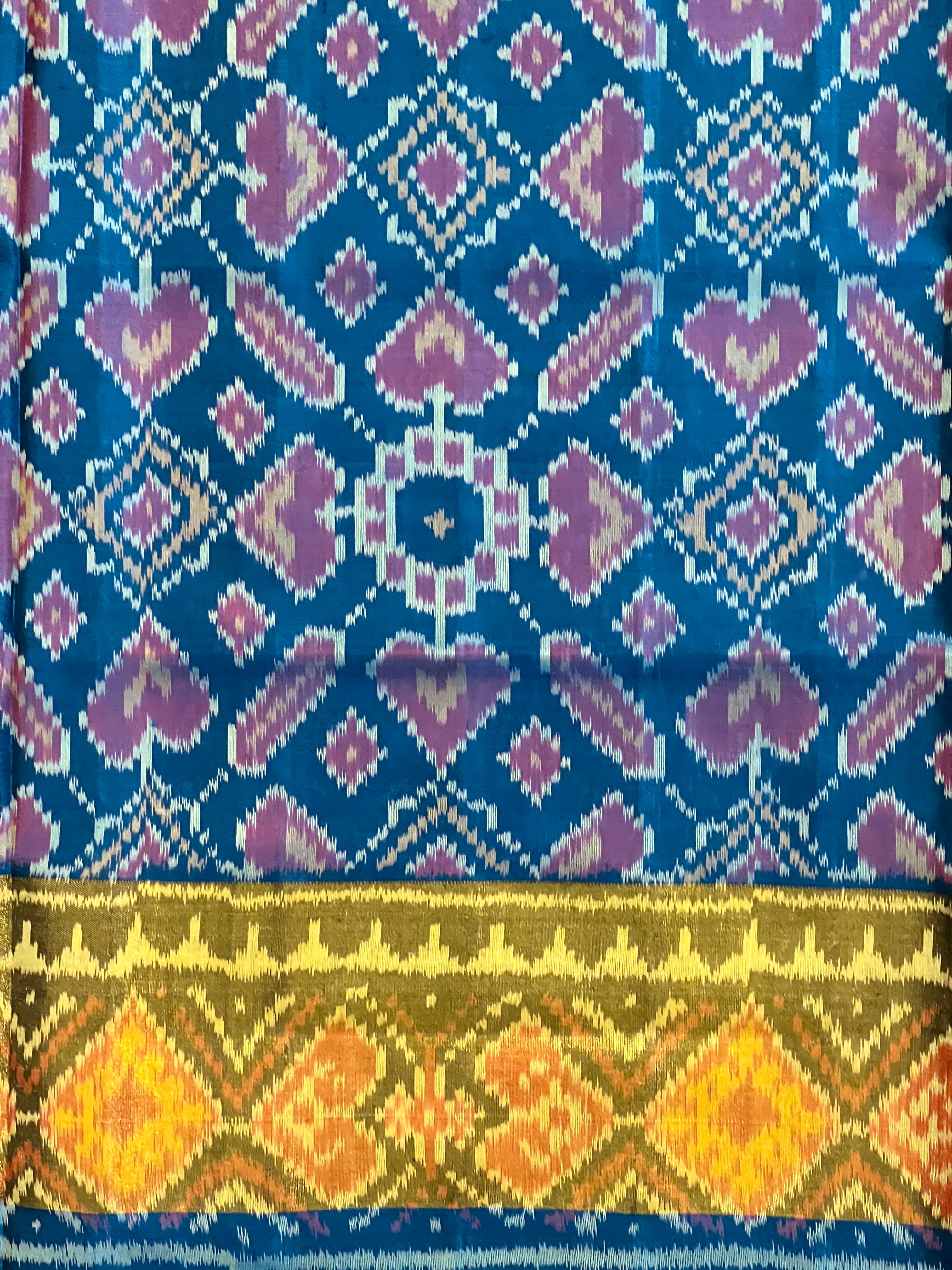 Manekchowk Traditional Design Handwoven Patola Silk Saree