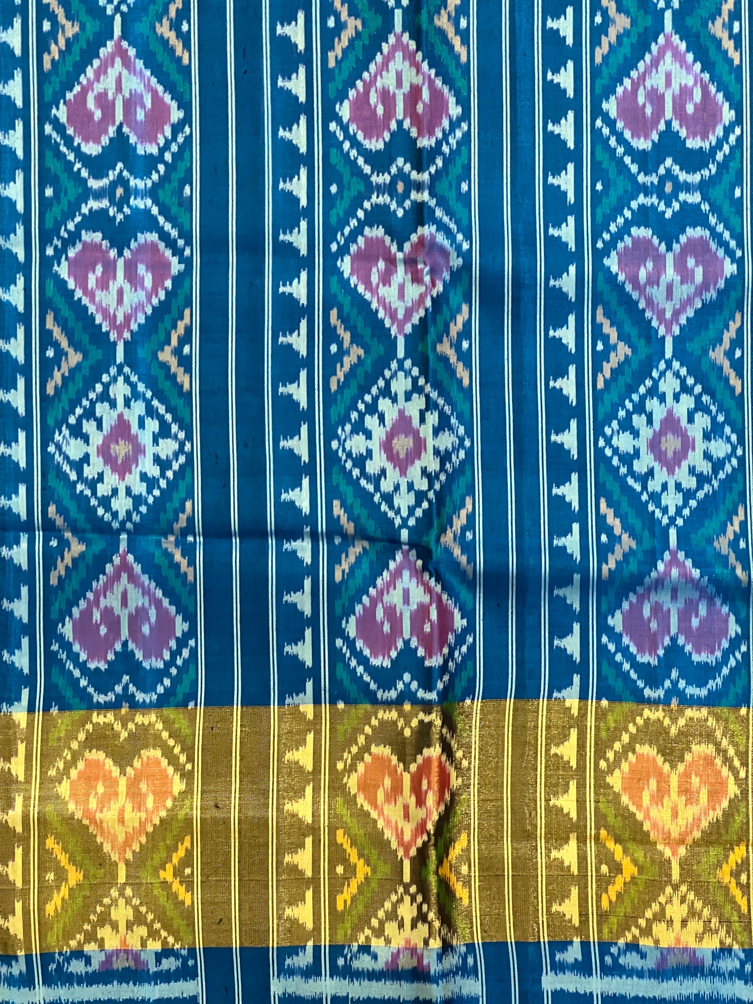 Manekchowk Traditional Design Handwoven Patola Silk Saree