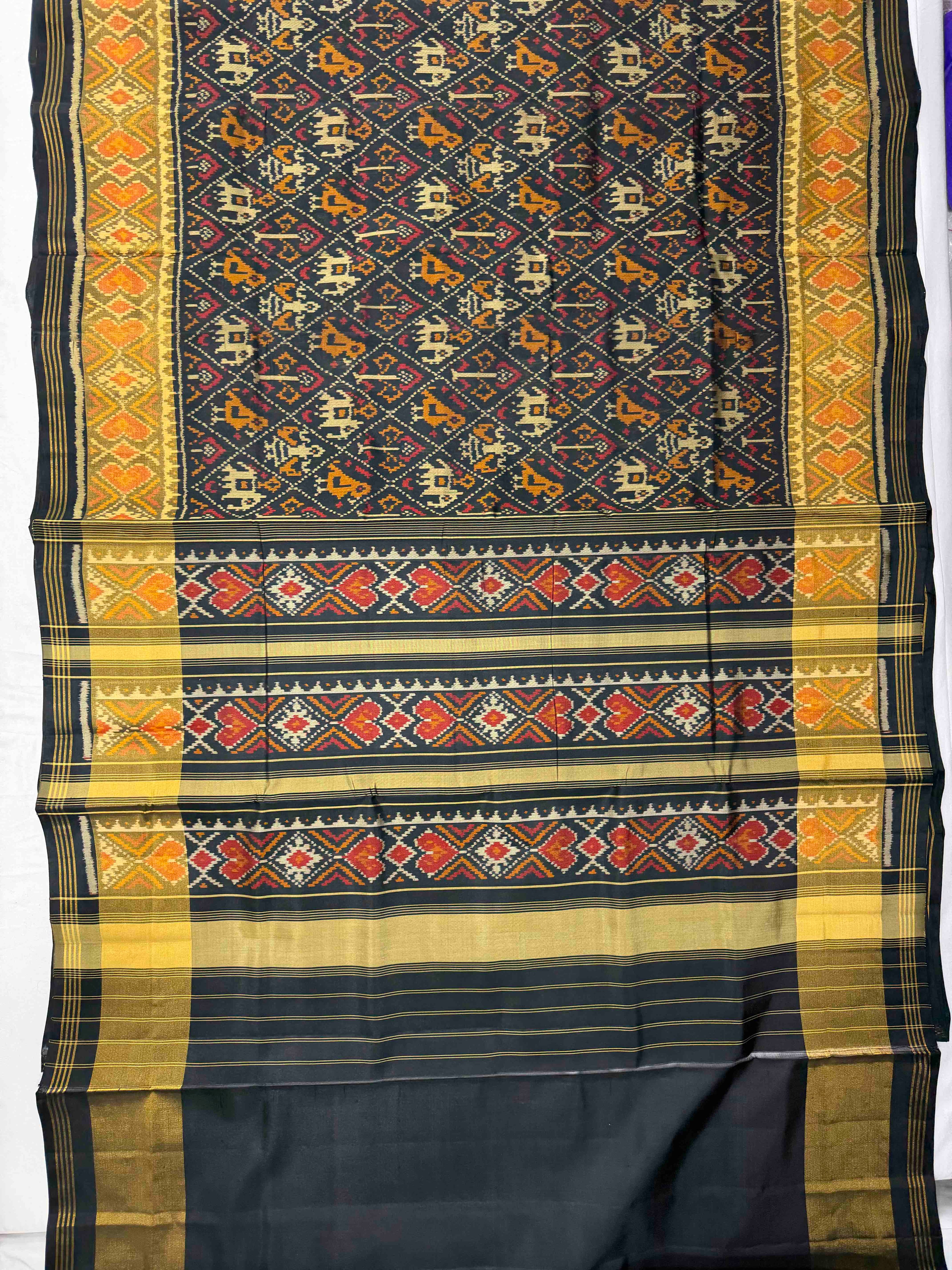 Narikunj Traditional Design Handwoven Patola Silk Saree