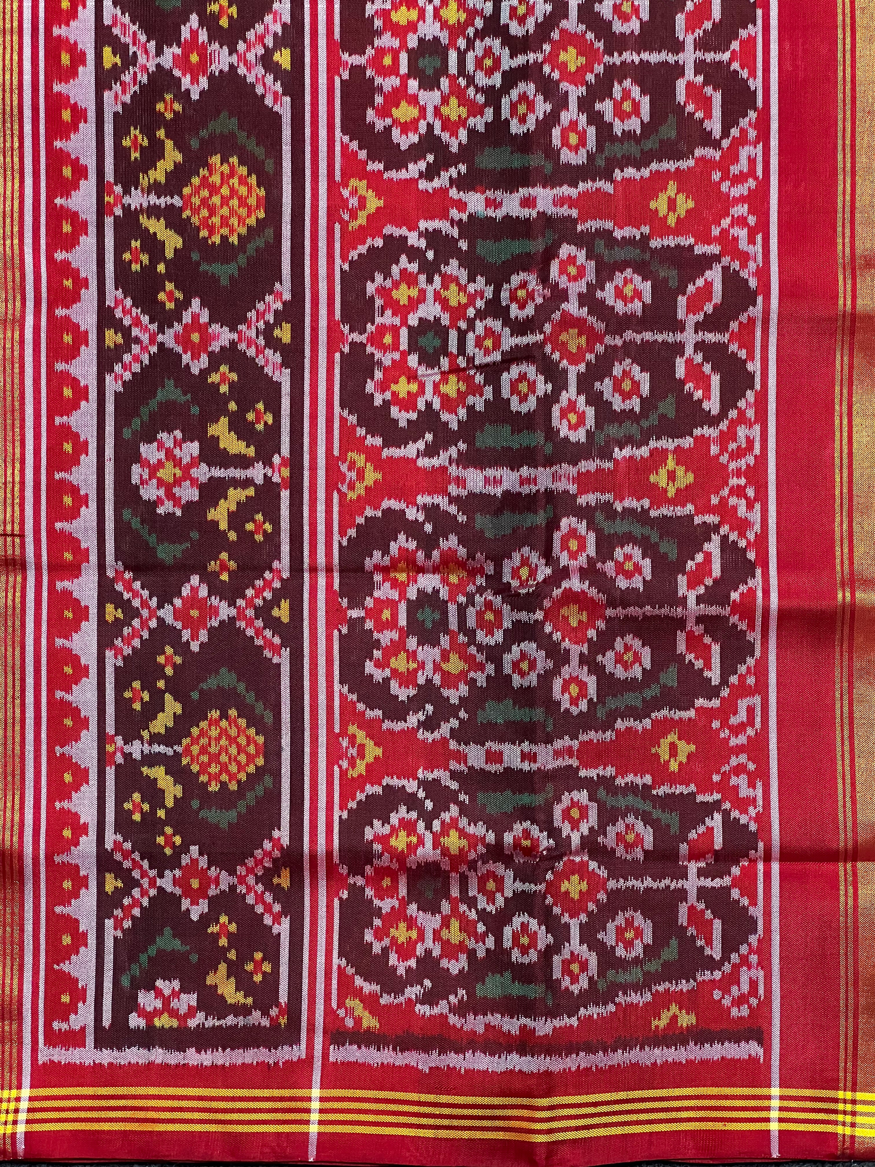 Typical Narikunj Traditional Design Handwoven Patola Silk Saree