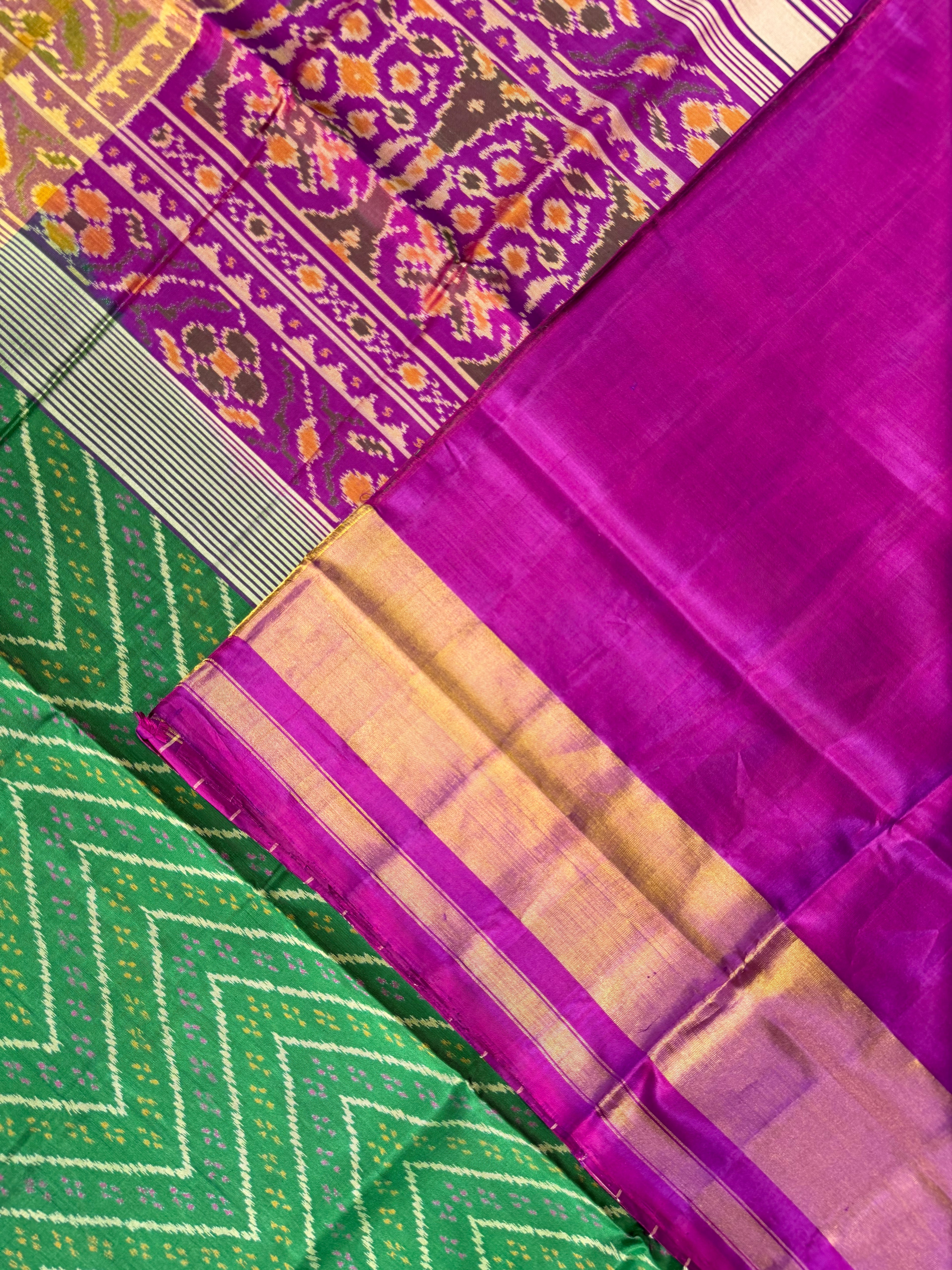 Laheriya Zigzag Handwoven Patola Silk Saree