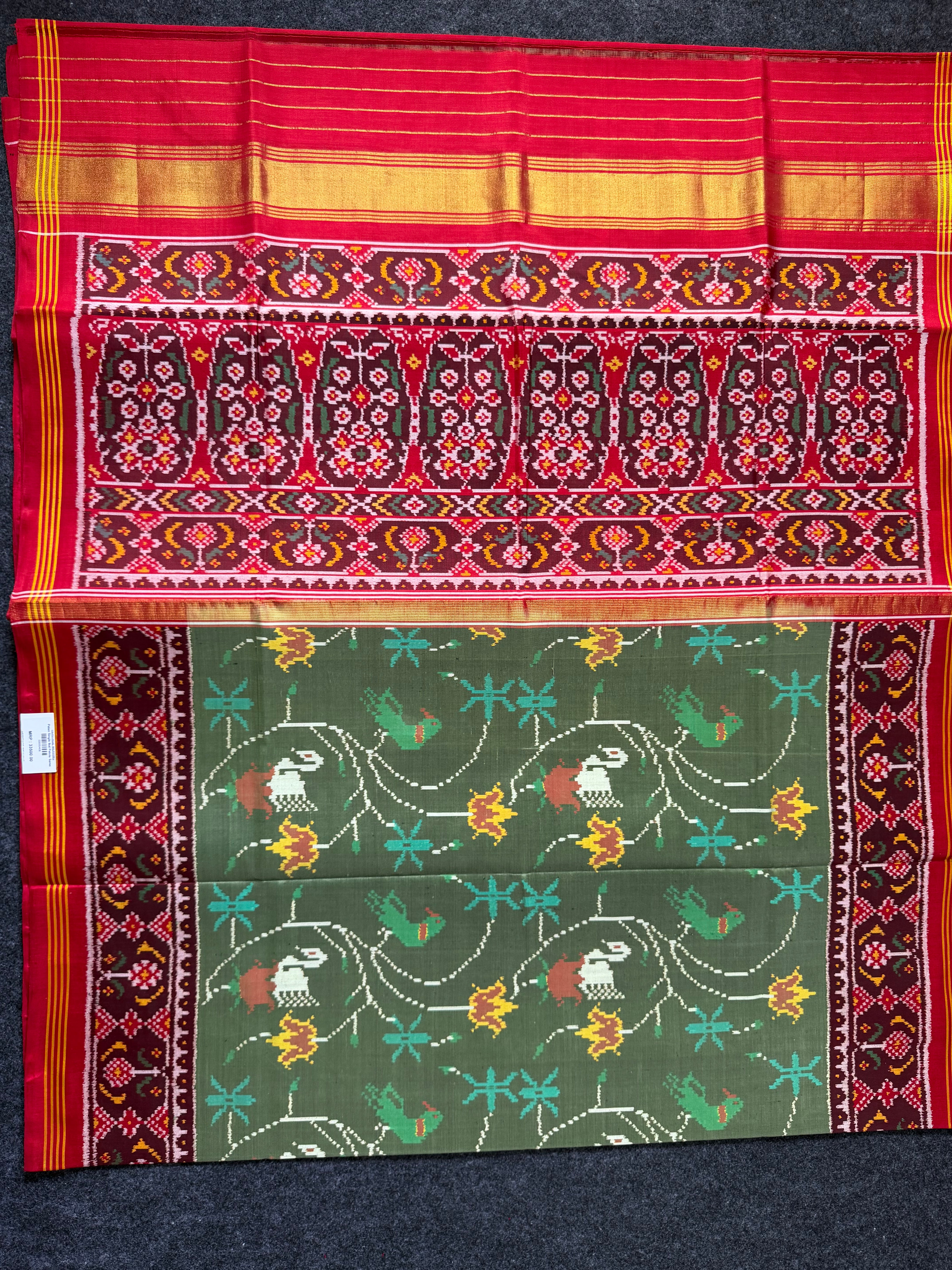 Exclusive Design Handwoven Patola Silk Saree Secondary image