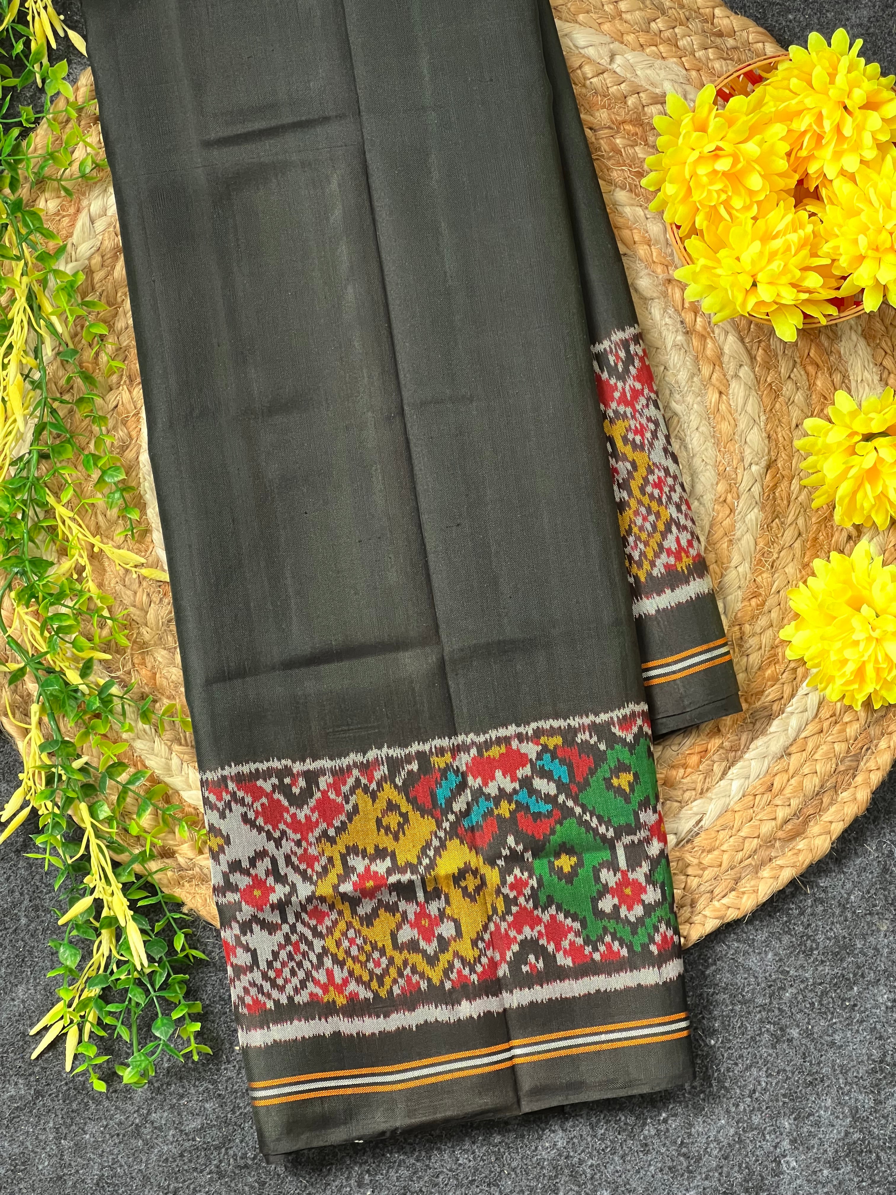 Black Gala Border With Designer Blouse Handwoven Patola Silk Saree Main image