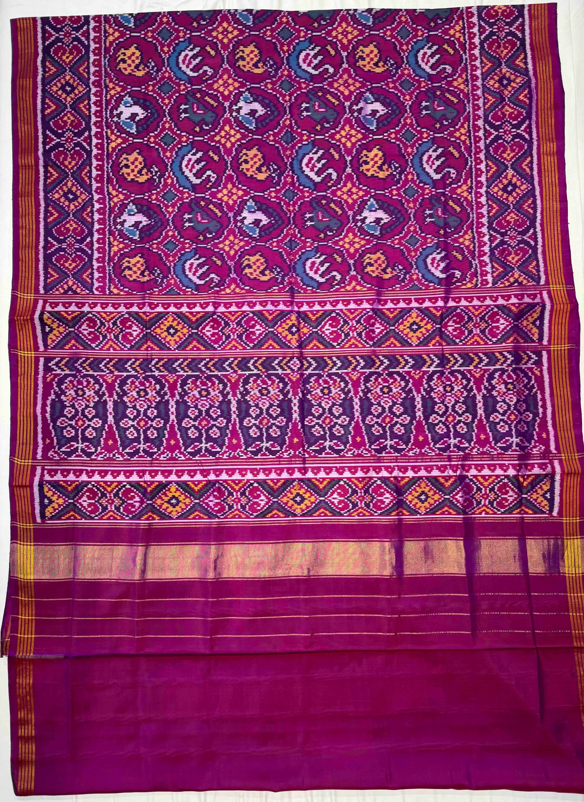 Small Motif Design Handwoven Patola Silk Saree Secondary image