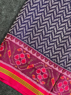Laheriya Design Handwoven Patola Silk Saree