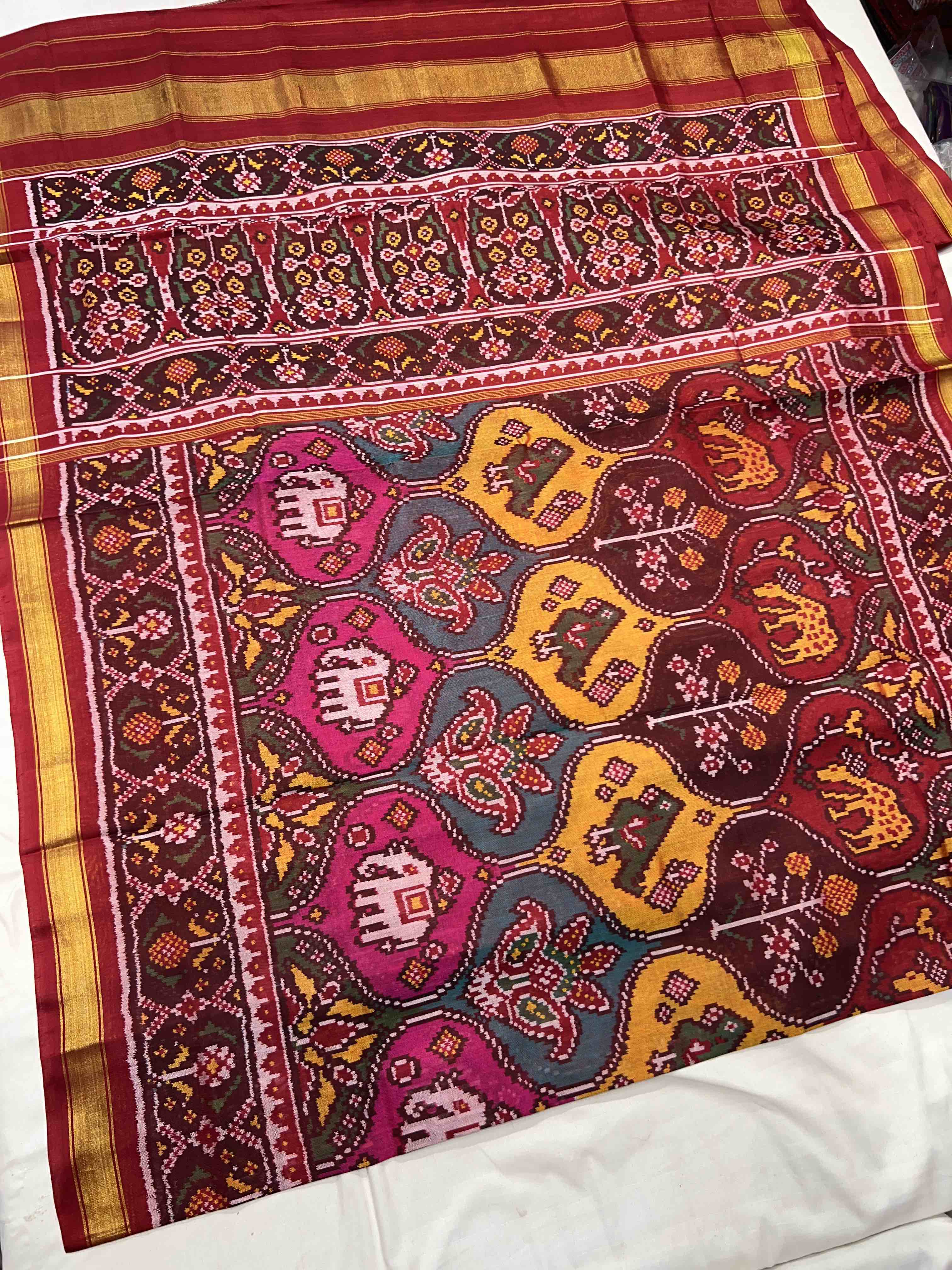 Big Motifs Traditional Design Handwoven Patola Silk Saree