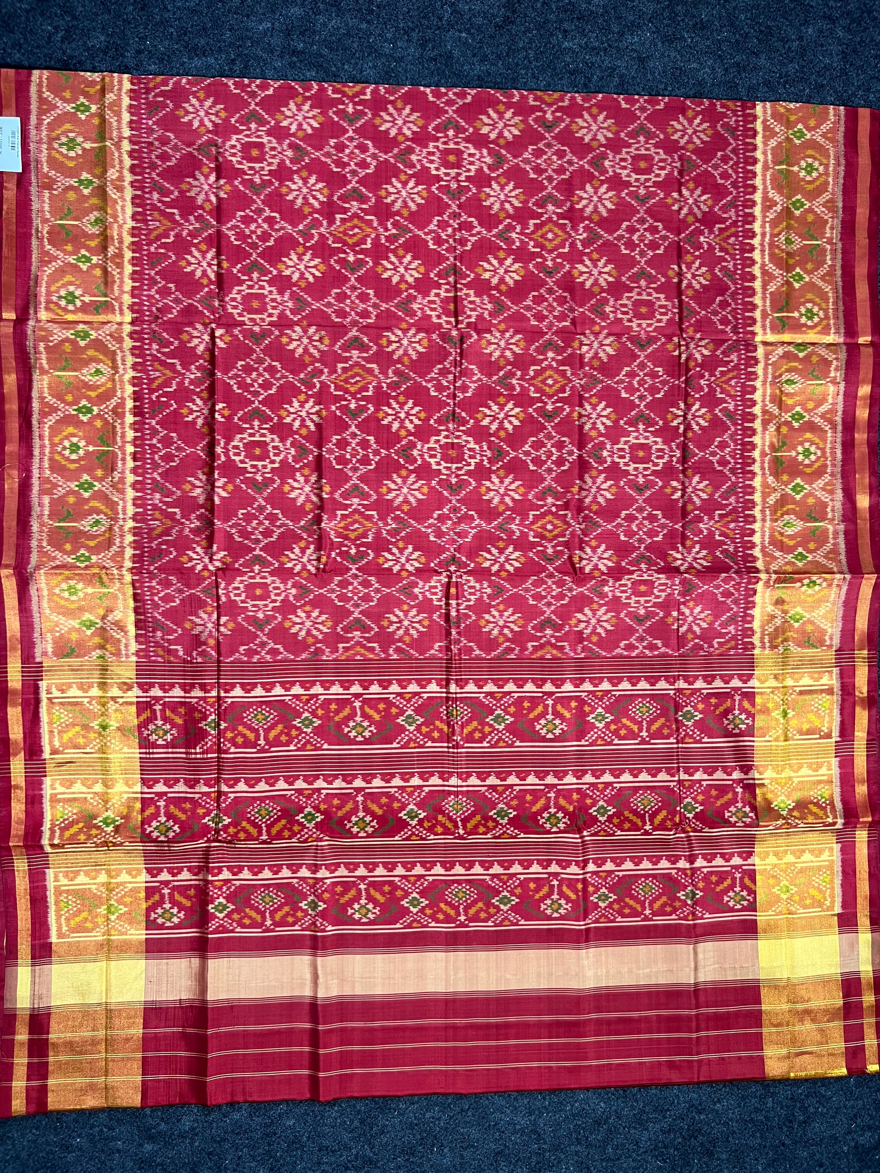 Manekchowk Traditional Design Handwoven Patola Silk Saree Secondary image