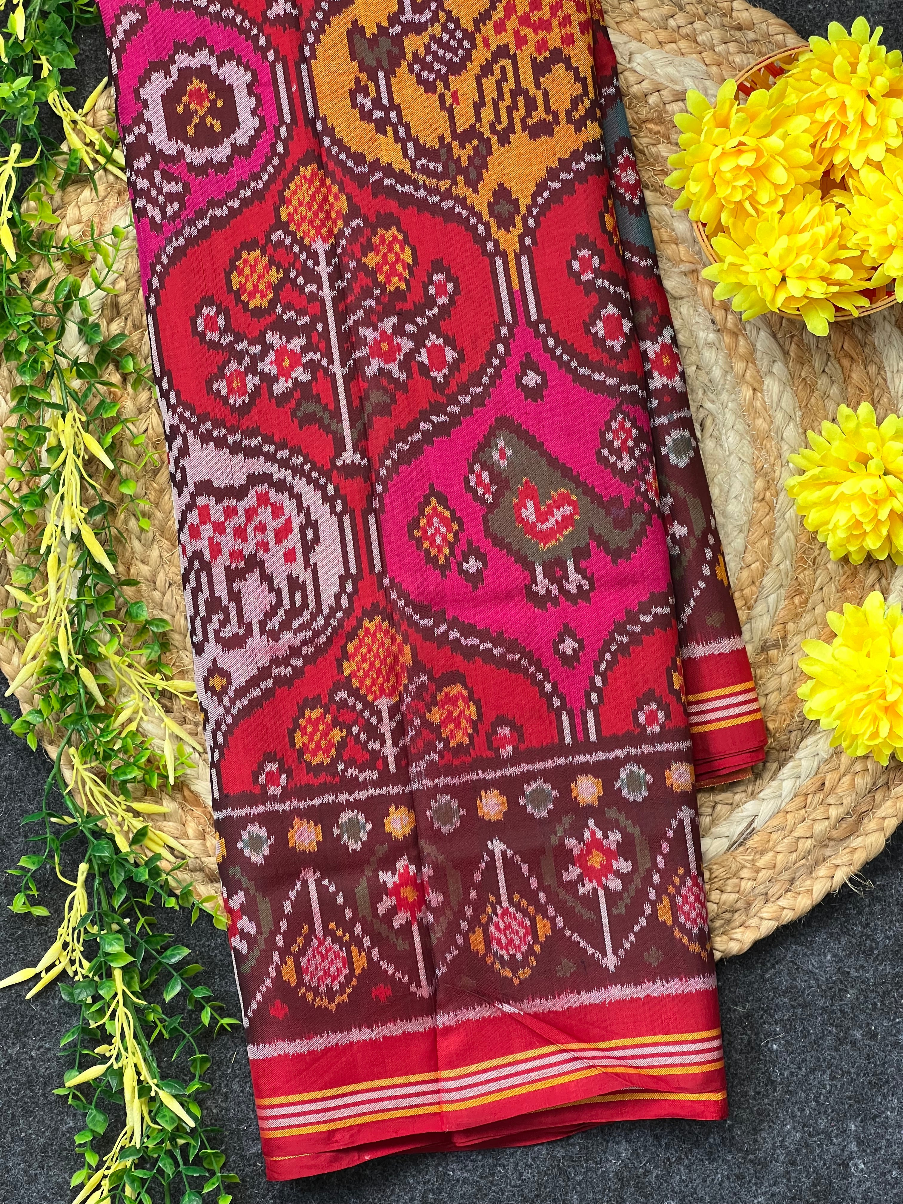 Exclusive Motif Traditional Design Handwoven Patola Silk Saree