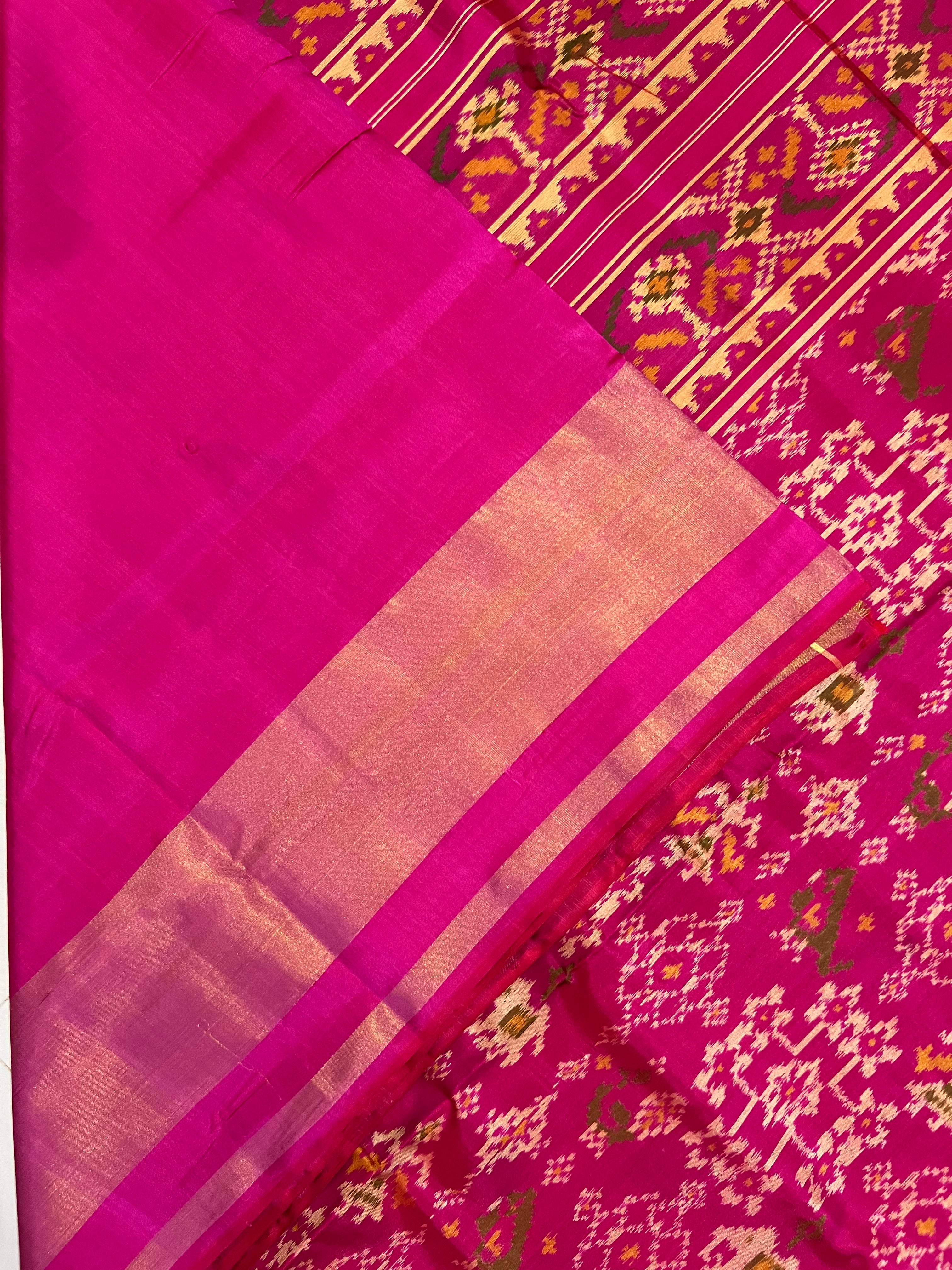 Figure With Navratna Design Handwoven Patola Silk Saree