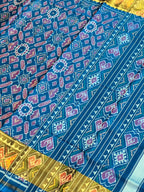 Manekchowk Traditional Design Handwoven Patola Silk Saree