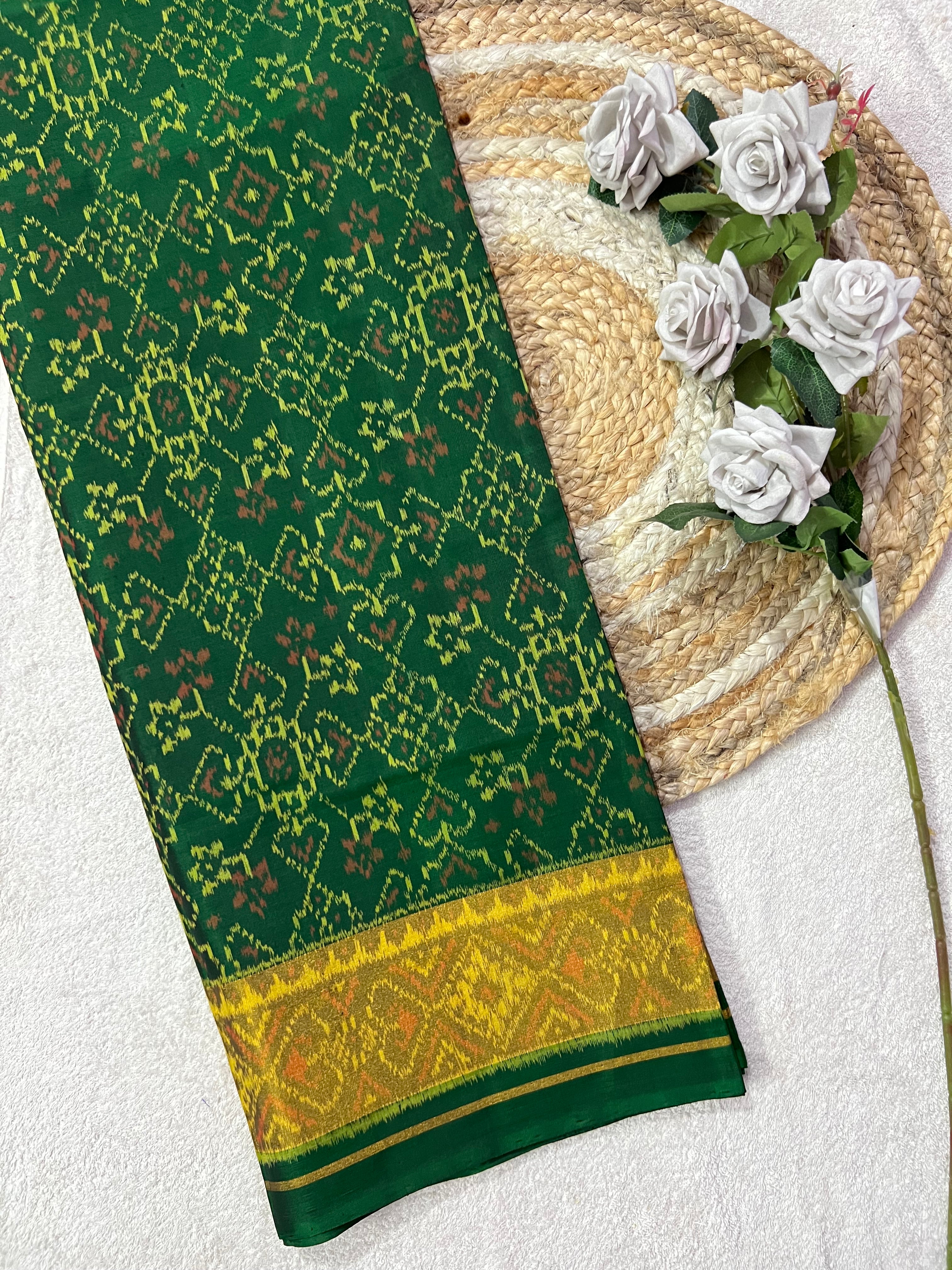 Navratna-Manekchowk Design Handwoven Patola Silk Saree Main image