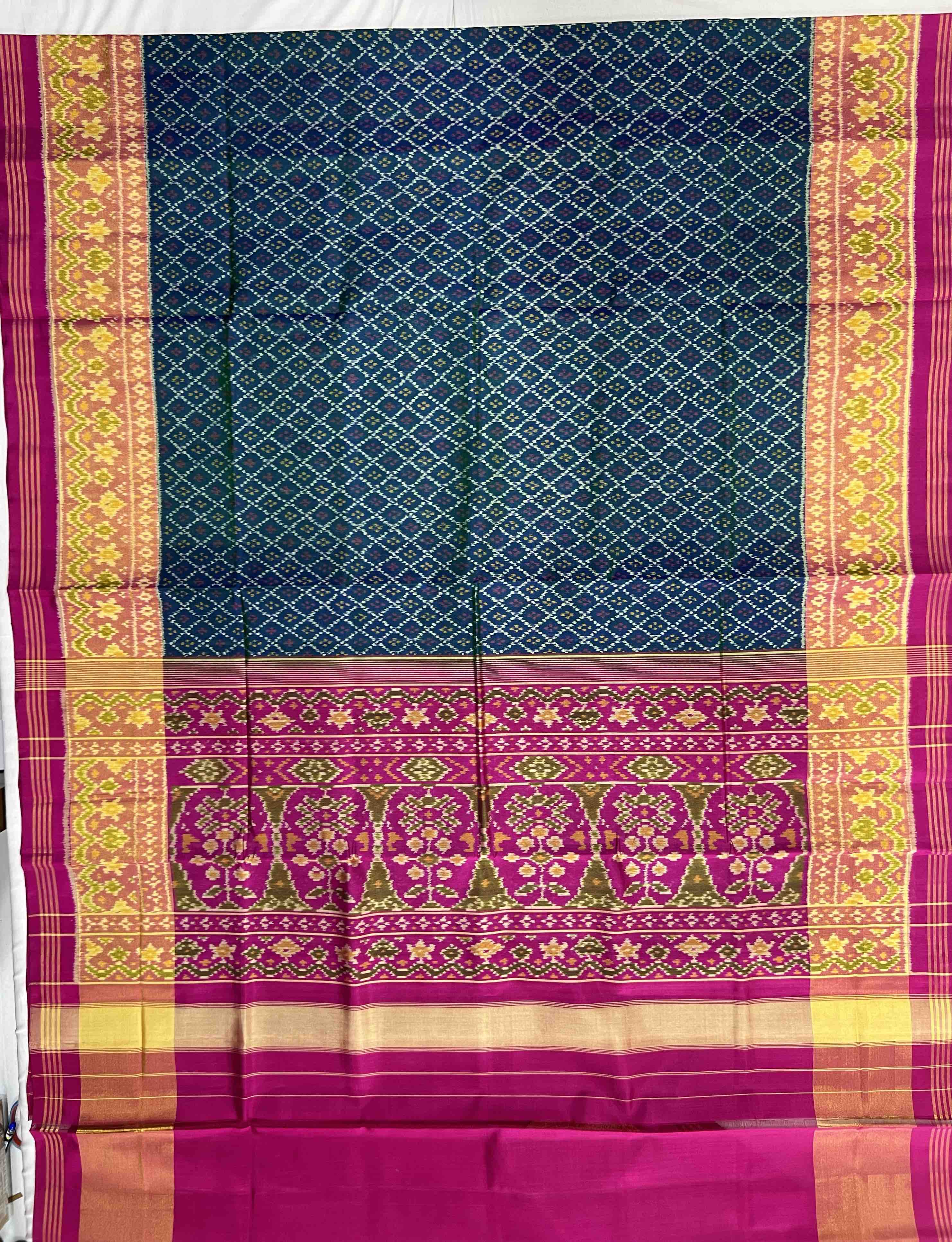 Button-ful Design Handwoven Patola Silk Saree Secondary image