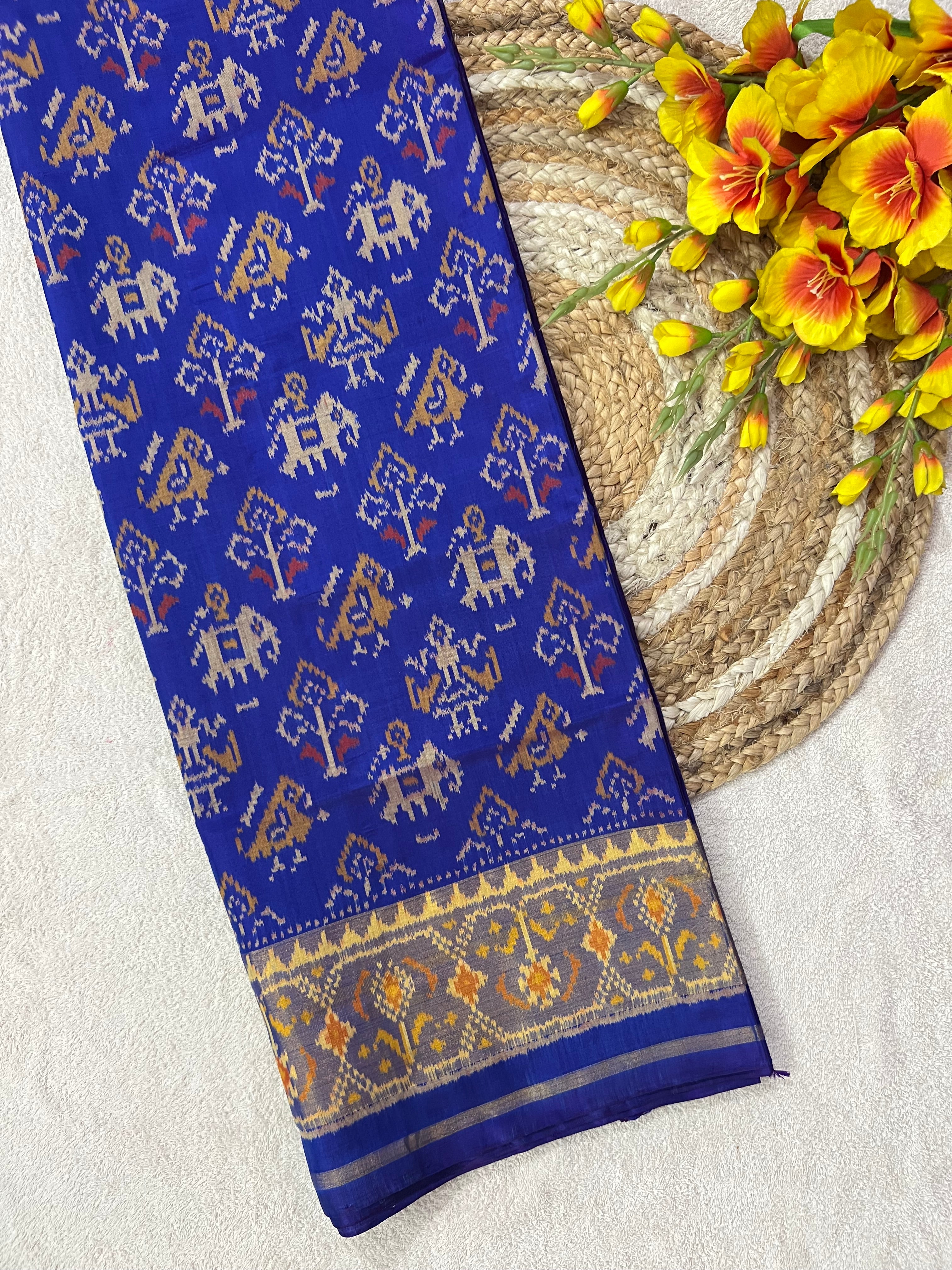 Narikunj Traditional Design Handwoven Patola Silk Saree