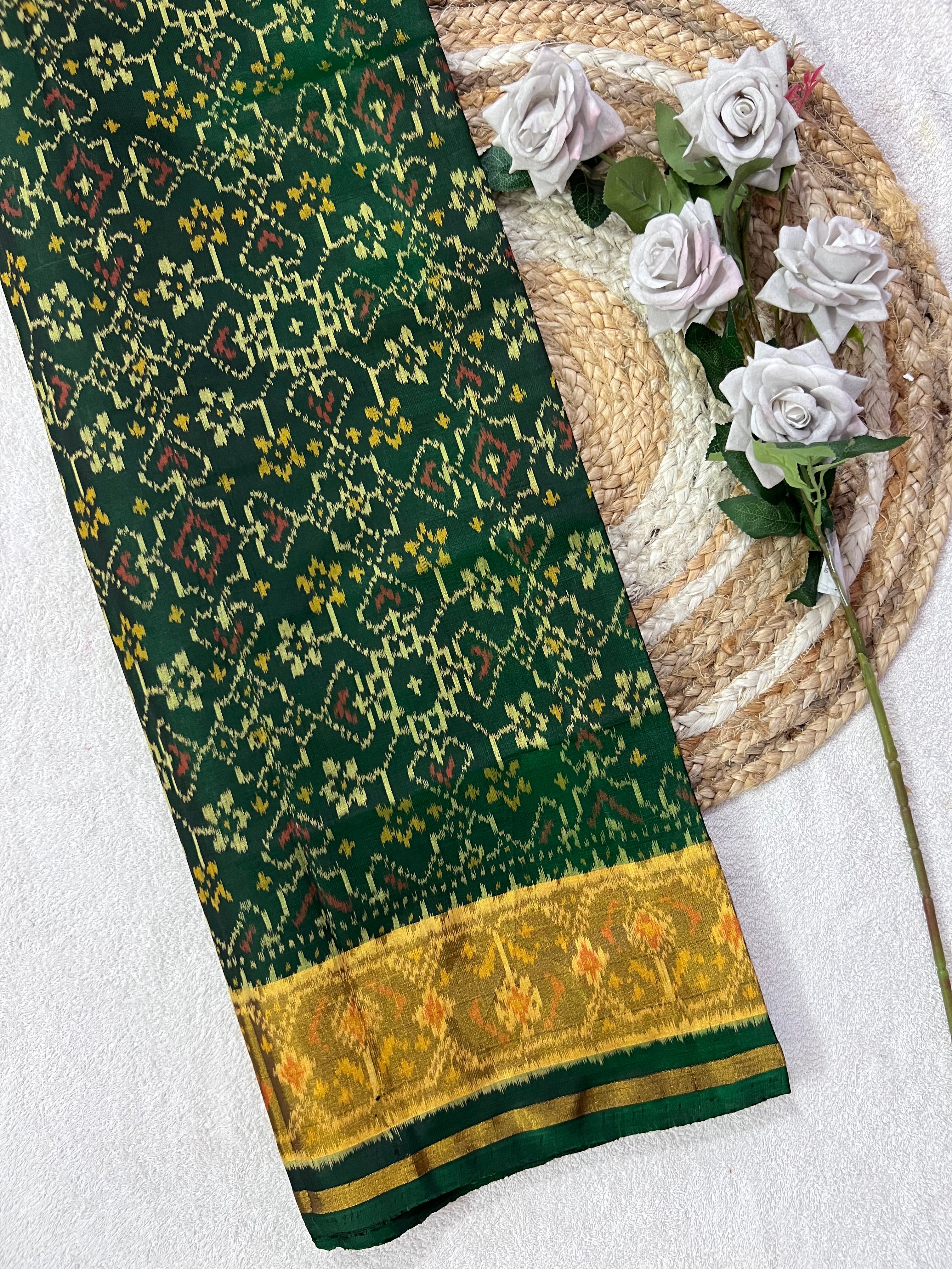 Manek-Navratna Traditional Design Handwoven Patola Silk Saree Main image