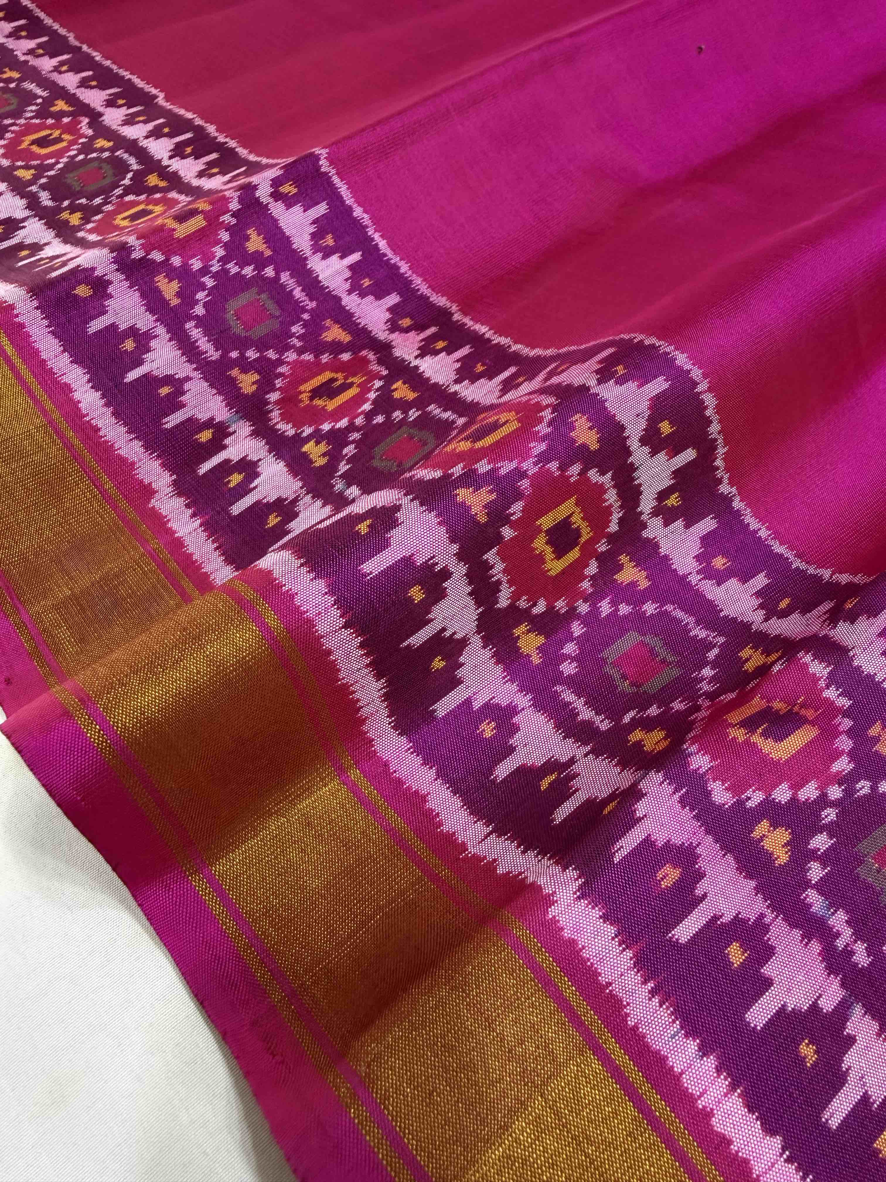 Pink Plain gala Border Handwoven Patola Silk Saree