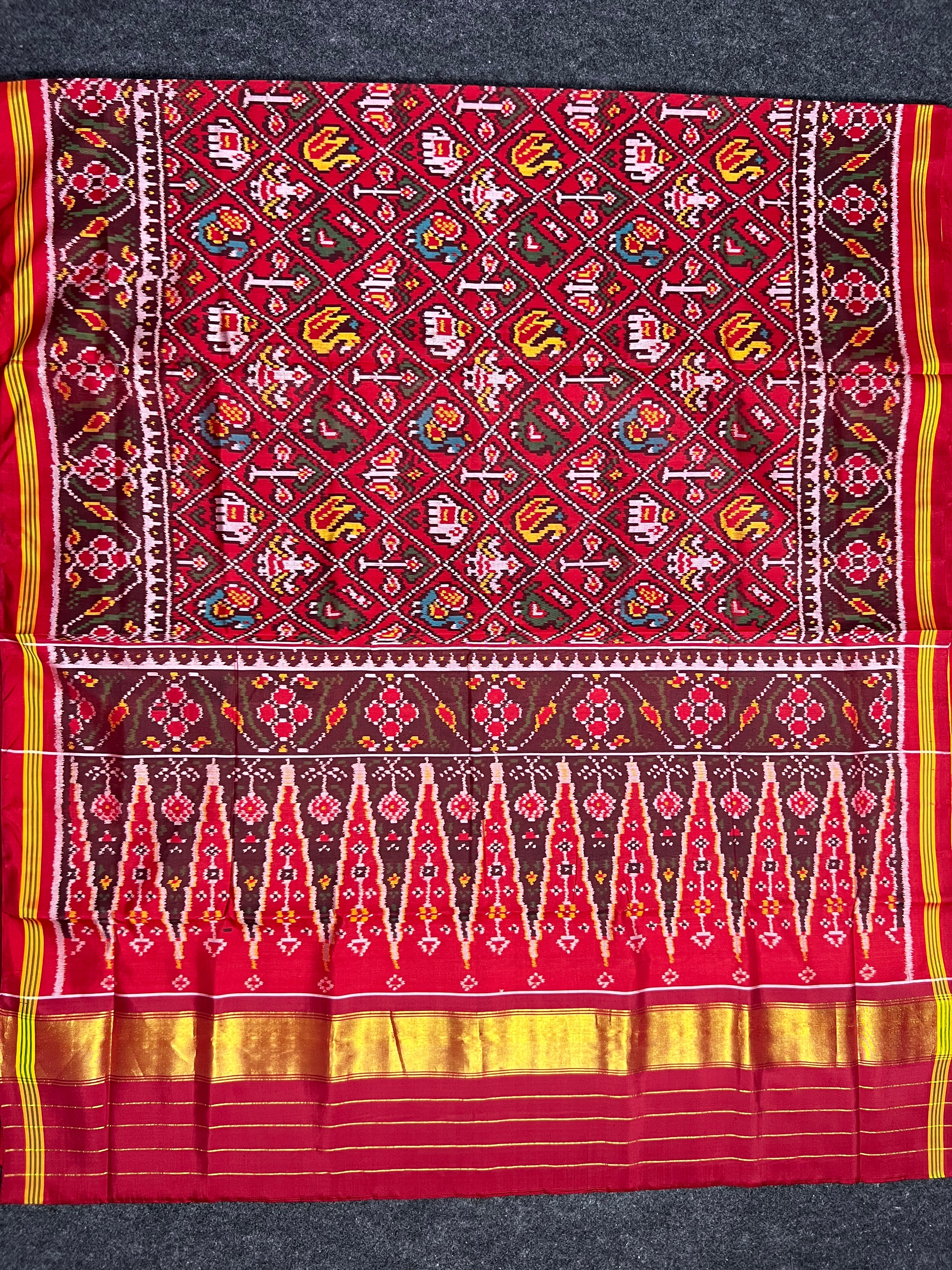 Red Narikunj Traditional Design Handwoven Patola Silk Saree Secondary image