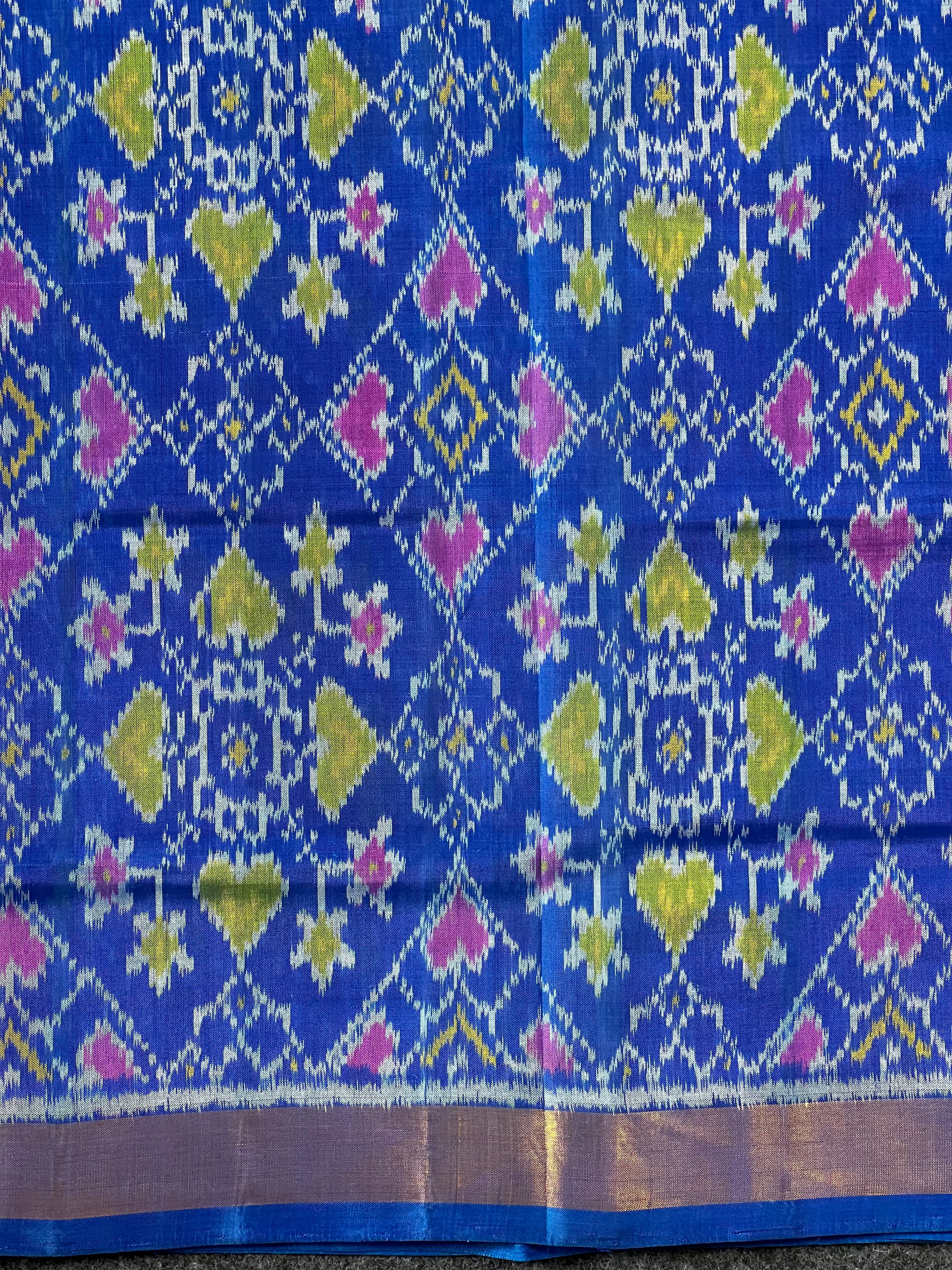 Manekchowk-Navratna Mix Design Handwoven Patola Silk Saree