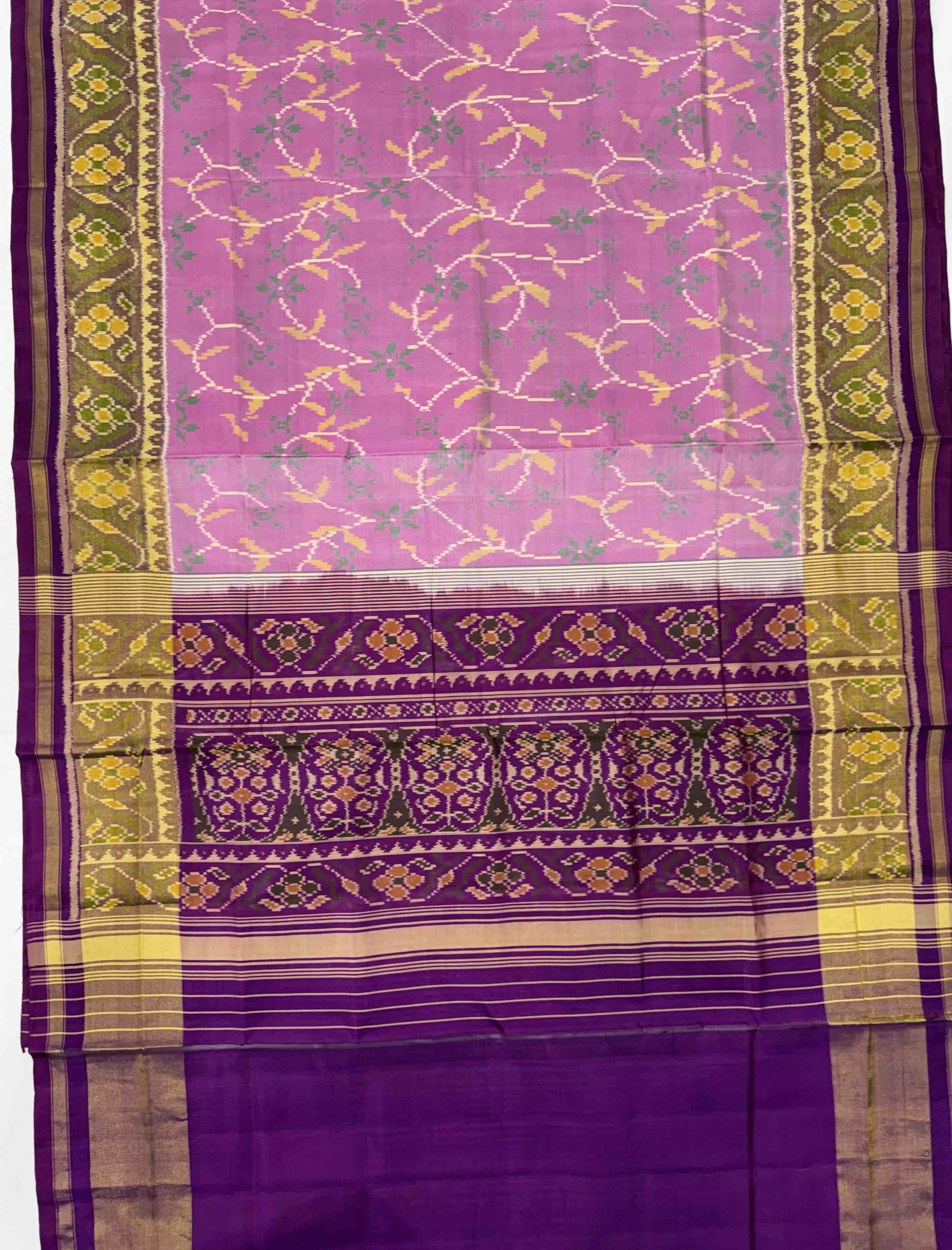 Flower Design Handwoven Patola Silk Saree Secondary image
