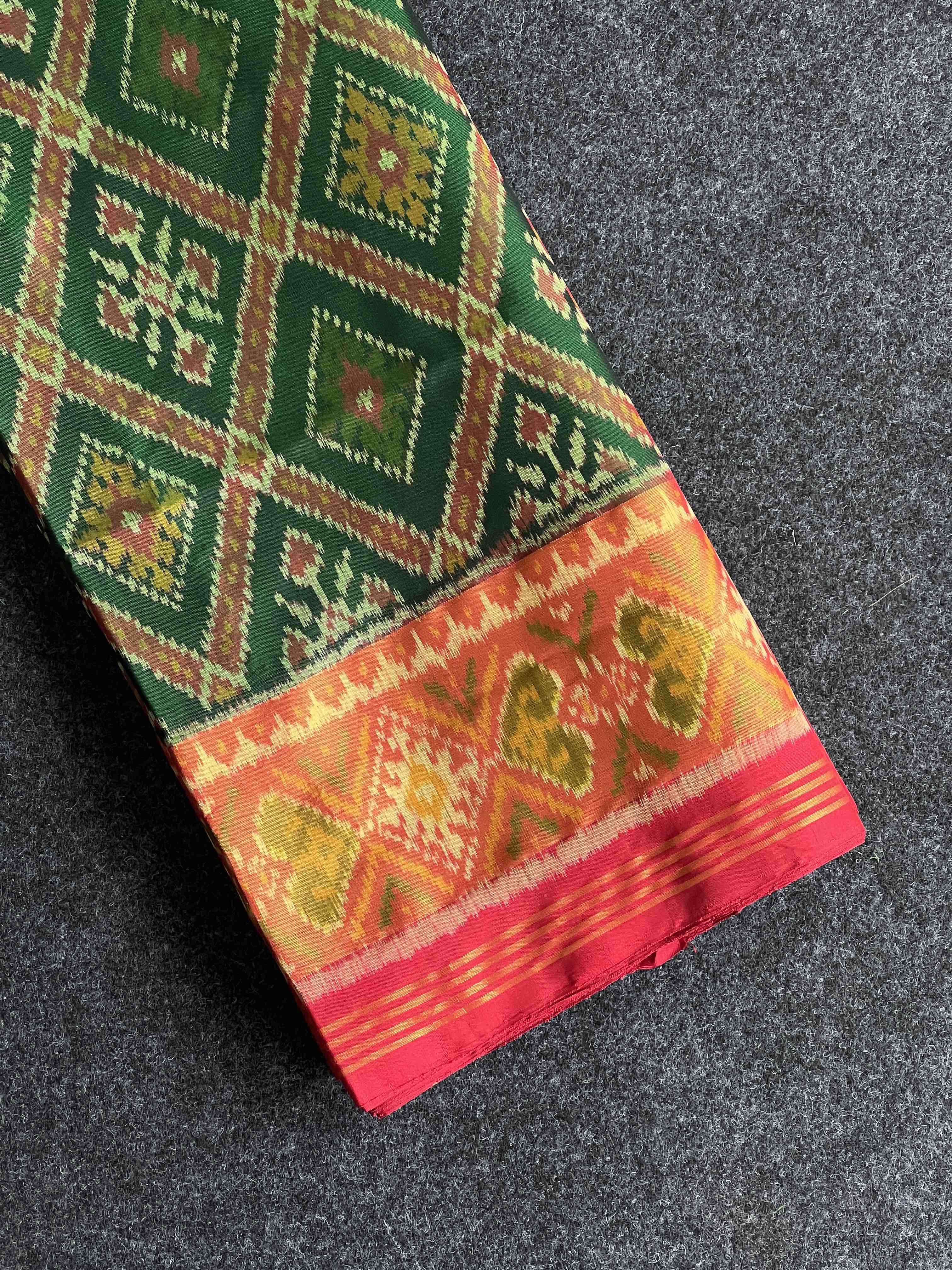 Green and Red Traditional Design Handwoven Patola Silk Saree Main image