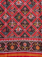 Typical Narikunj Traditional Design Handwoven Patola Silk Saree