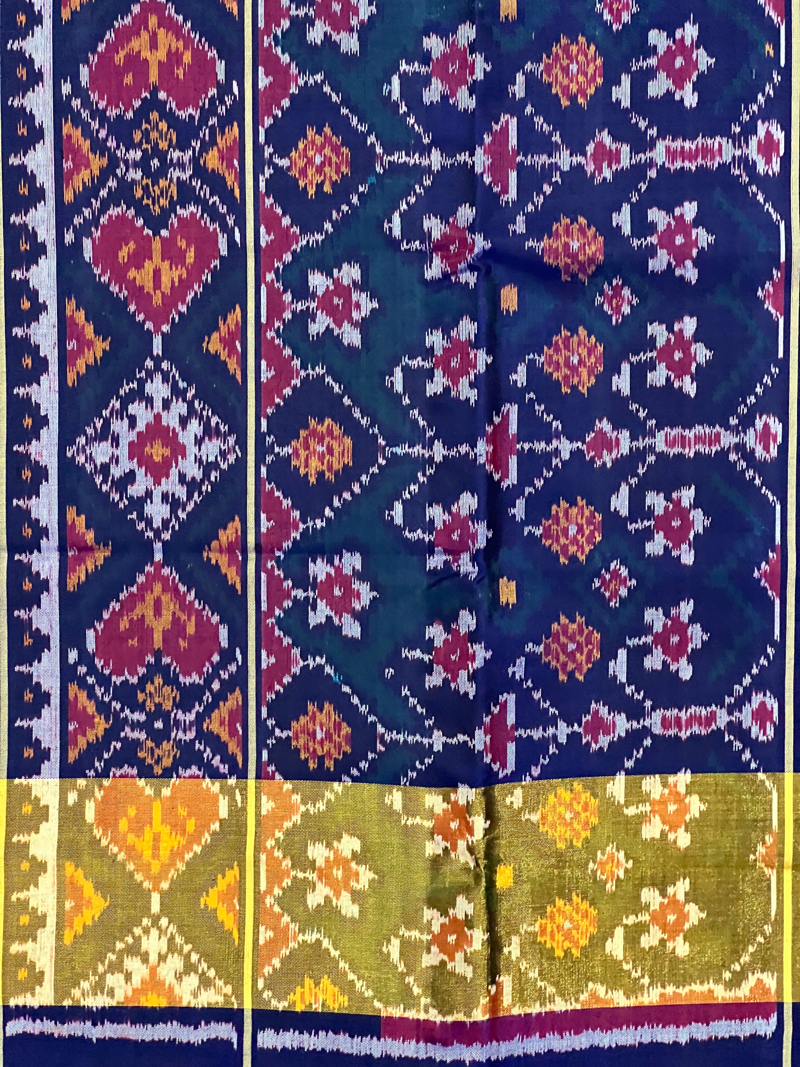 Flower Design Handwoven Patola Silk Saree