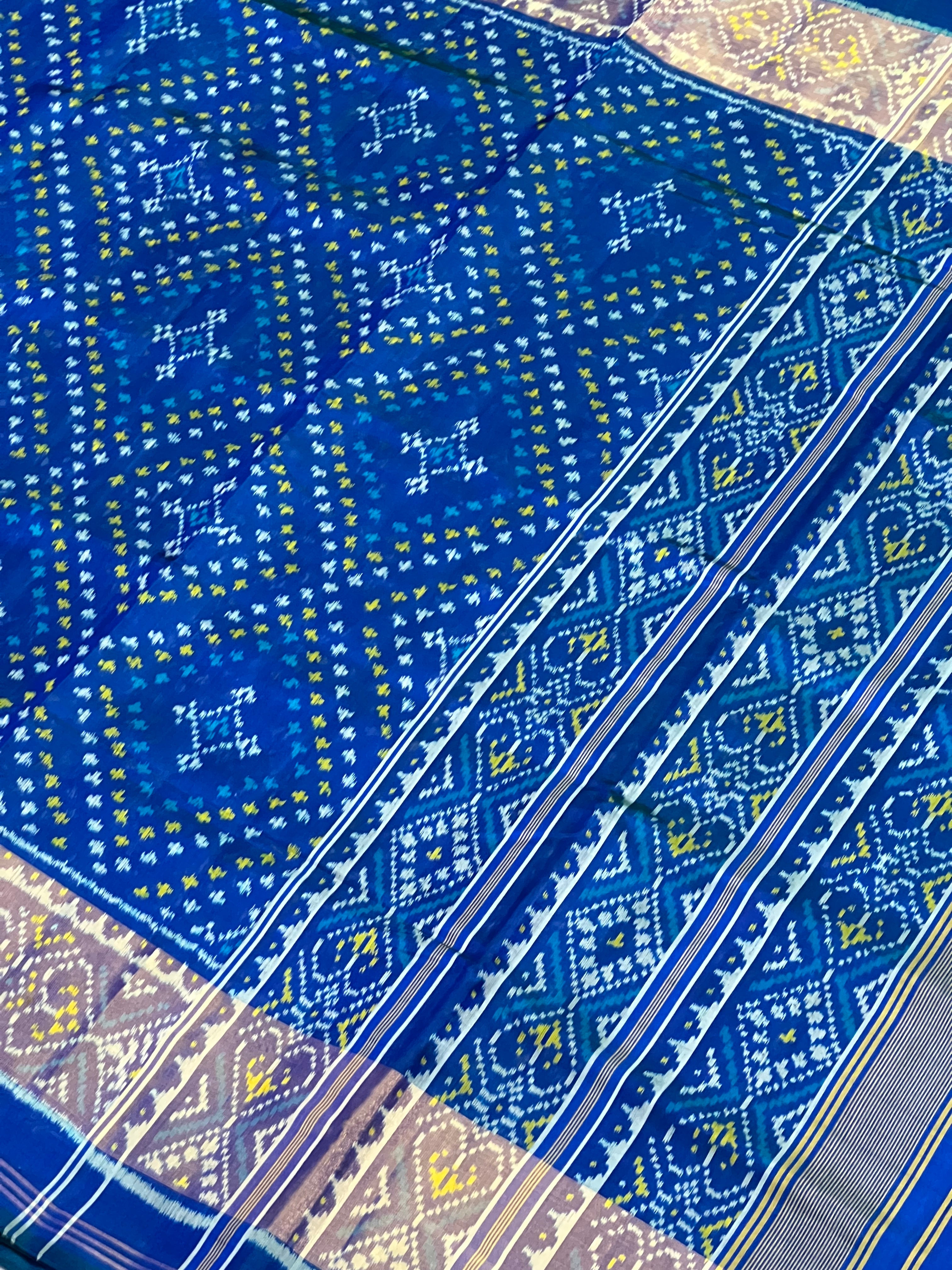 Small Butti Design Handwoven Patola Silk Saree