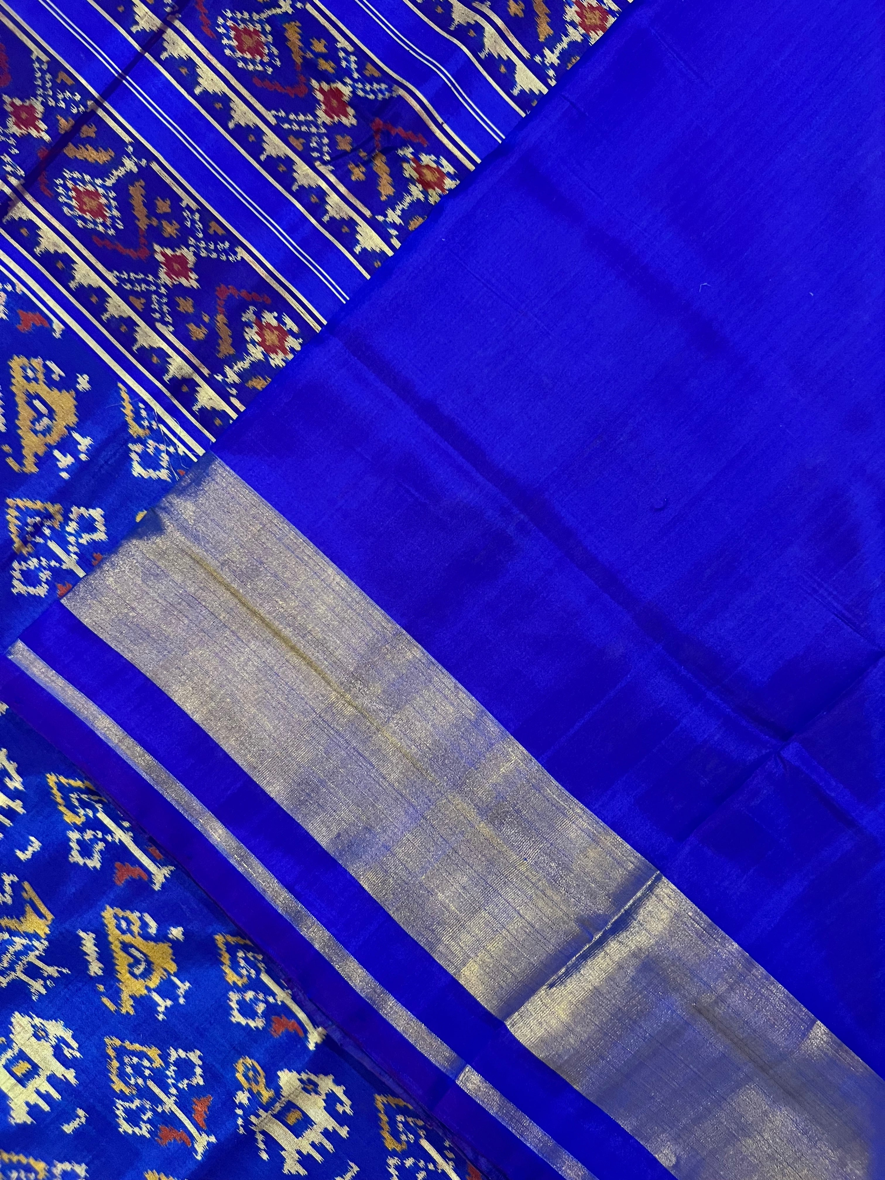 Narikunj Traditional Design Handwoven Patola Silk Saree