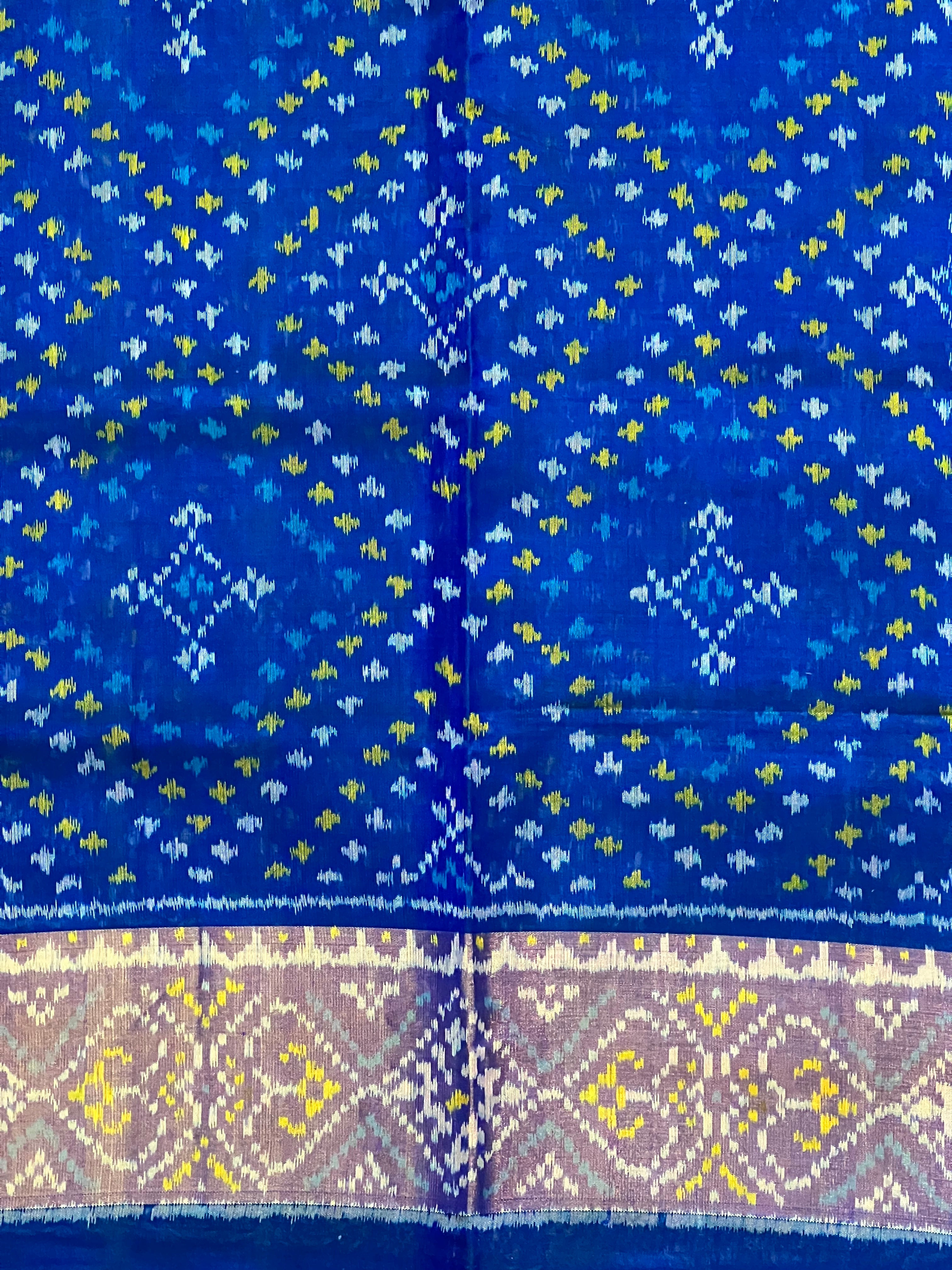 Small Butti Design Handwoven Patola Silk Saree