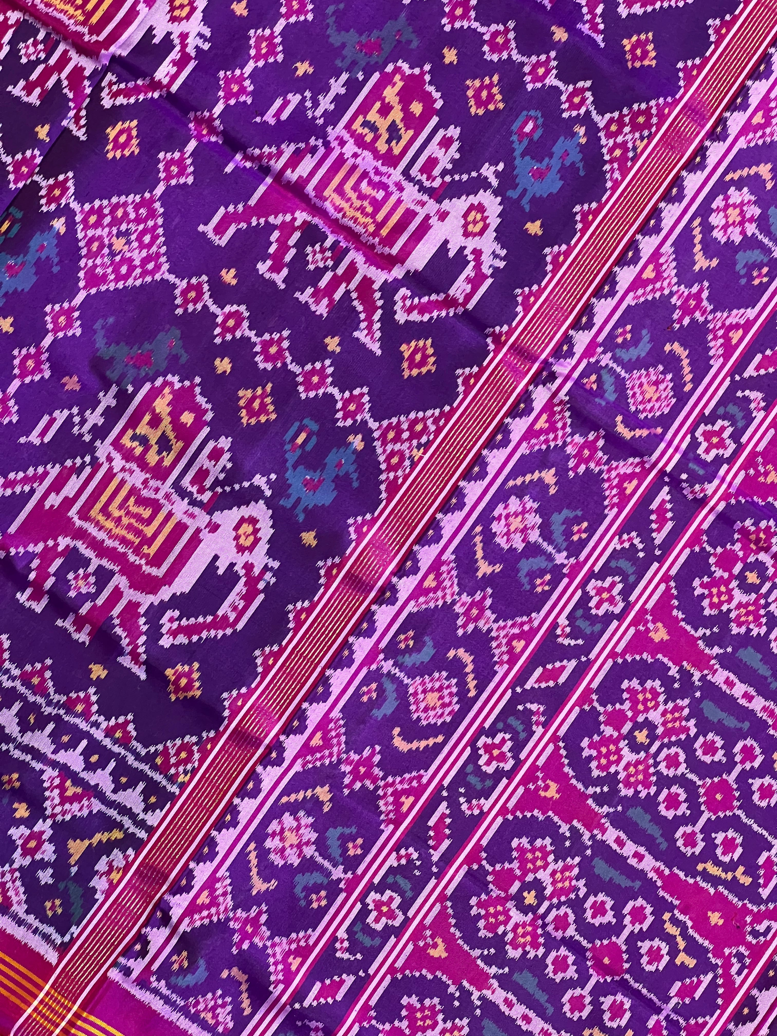 Elephant Motif Design Handwoven Patola Silk Saree