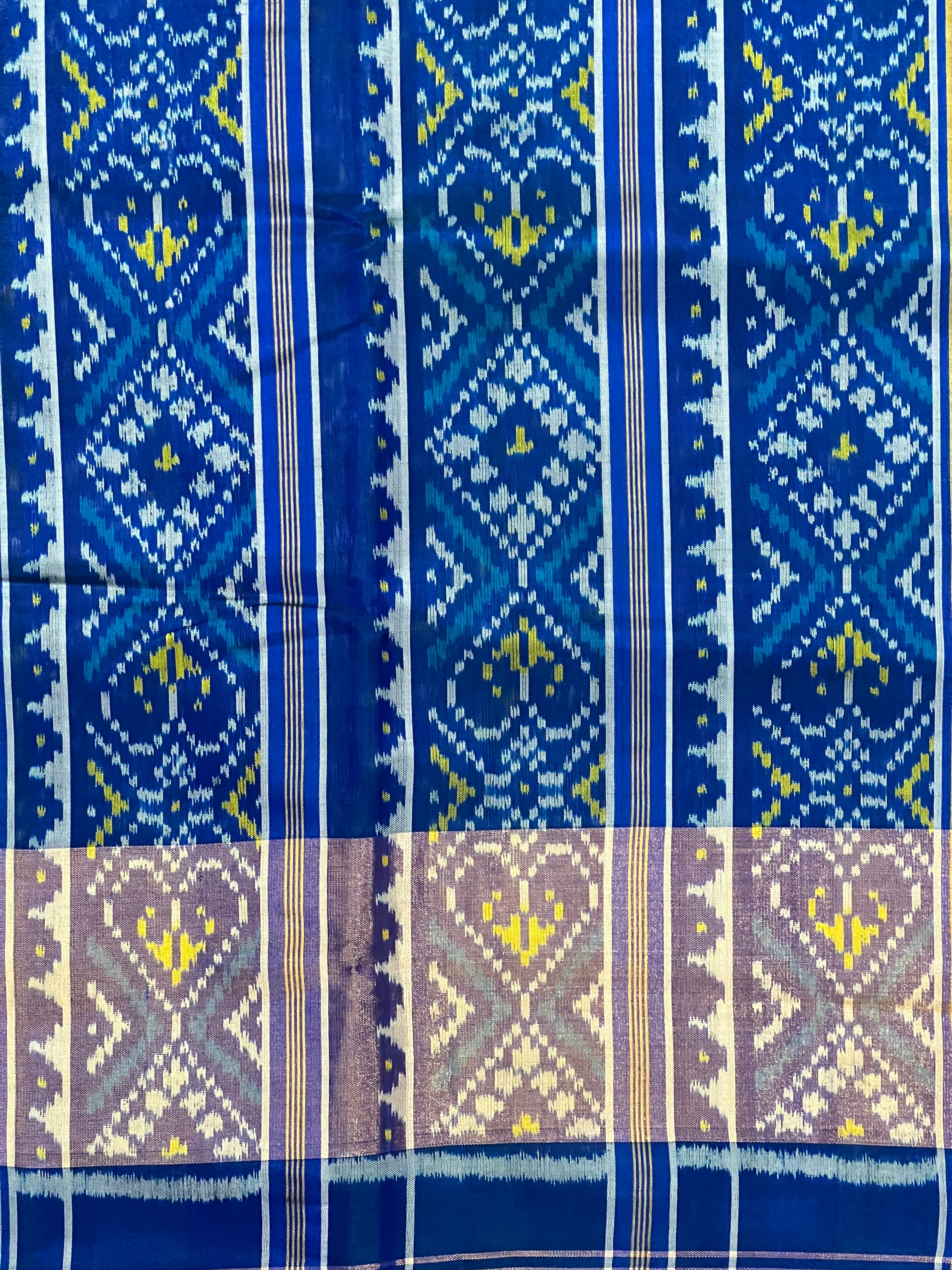 Small Butti Design Handwoven Patola Silk Saree