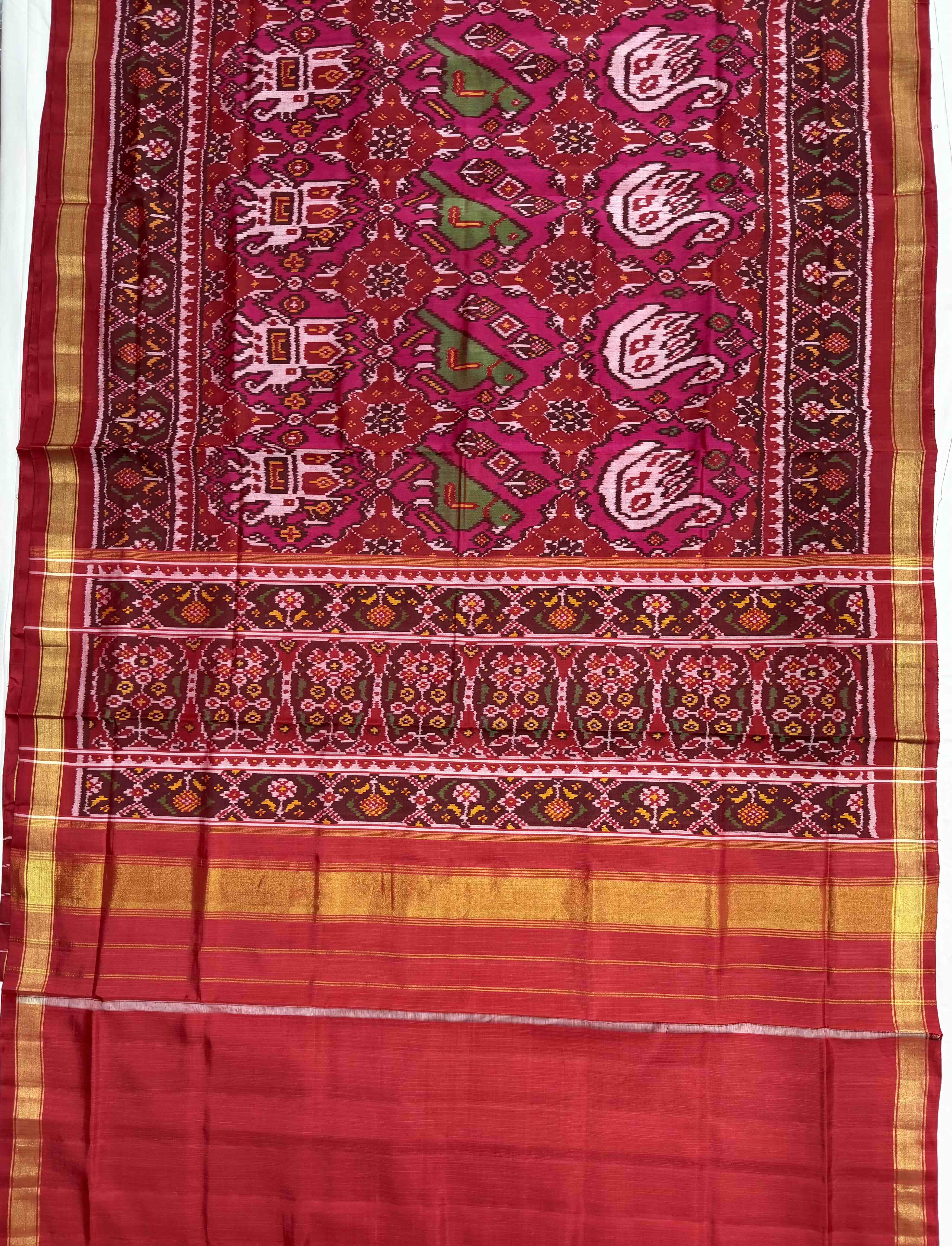 Big Motifs Traditional Design Handwoven Patola Silk Saree Secondary image
