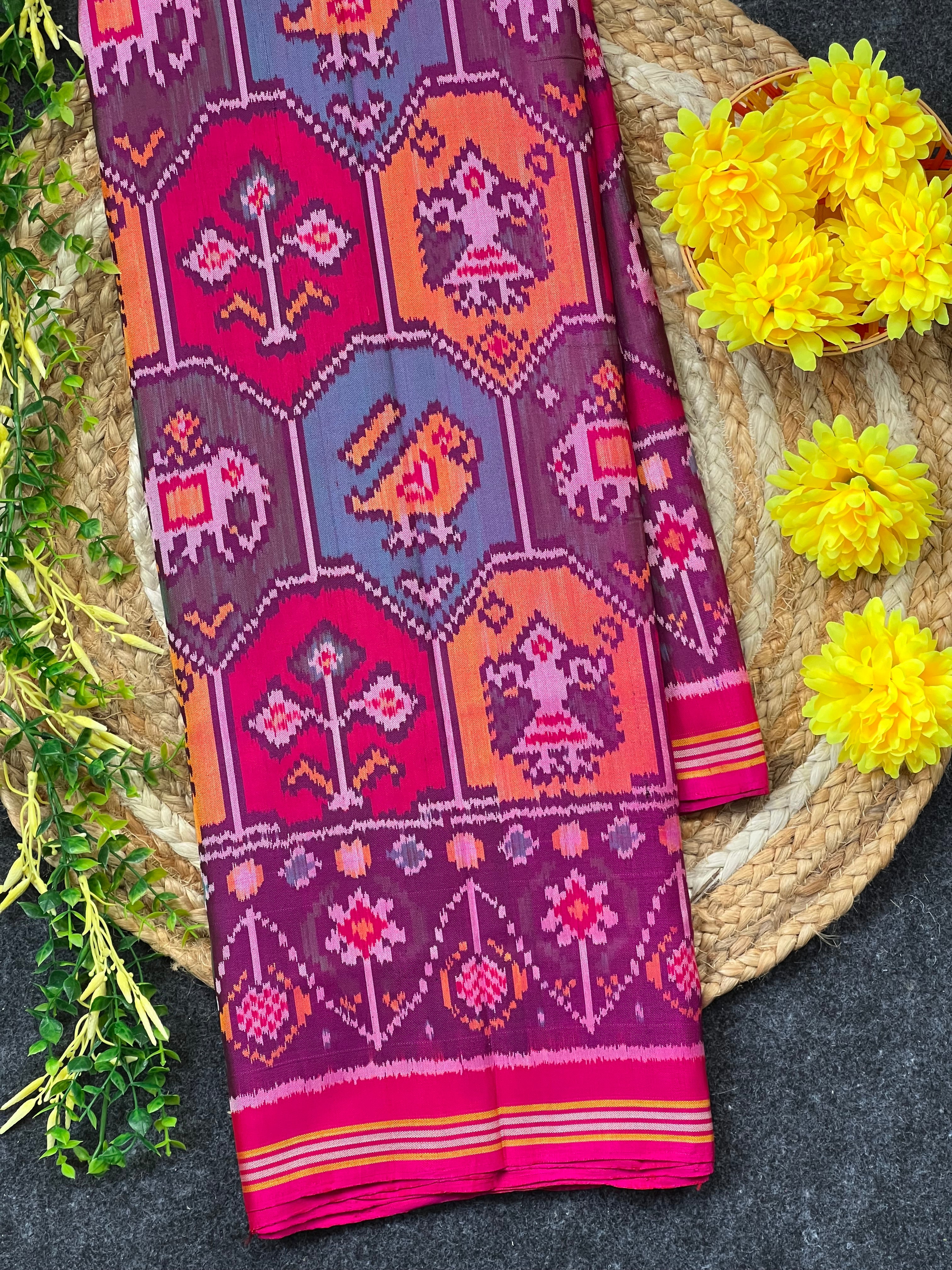 Multicolor Exclusive Design Handwoven Patola Silk Saree Main image