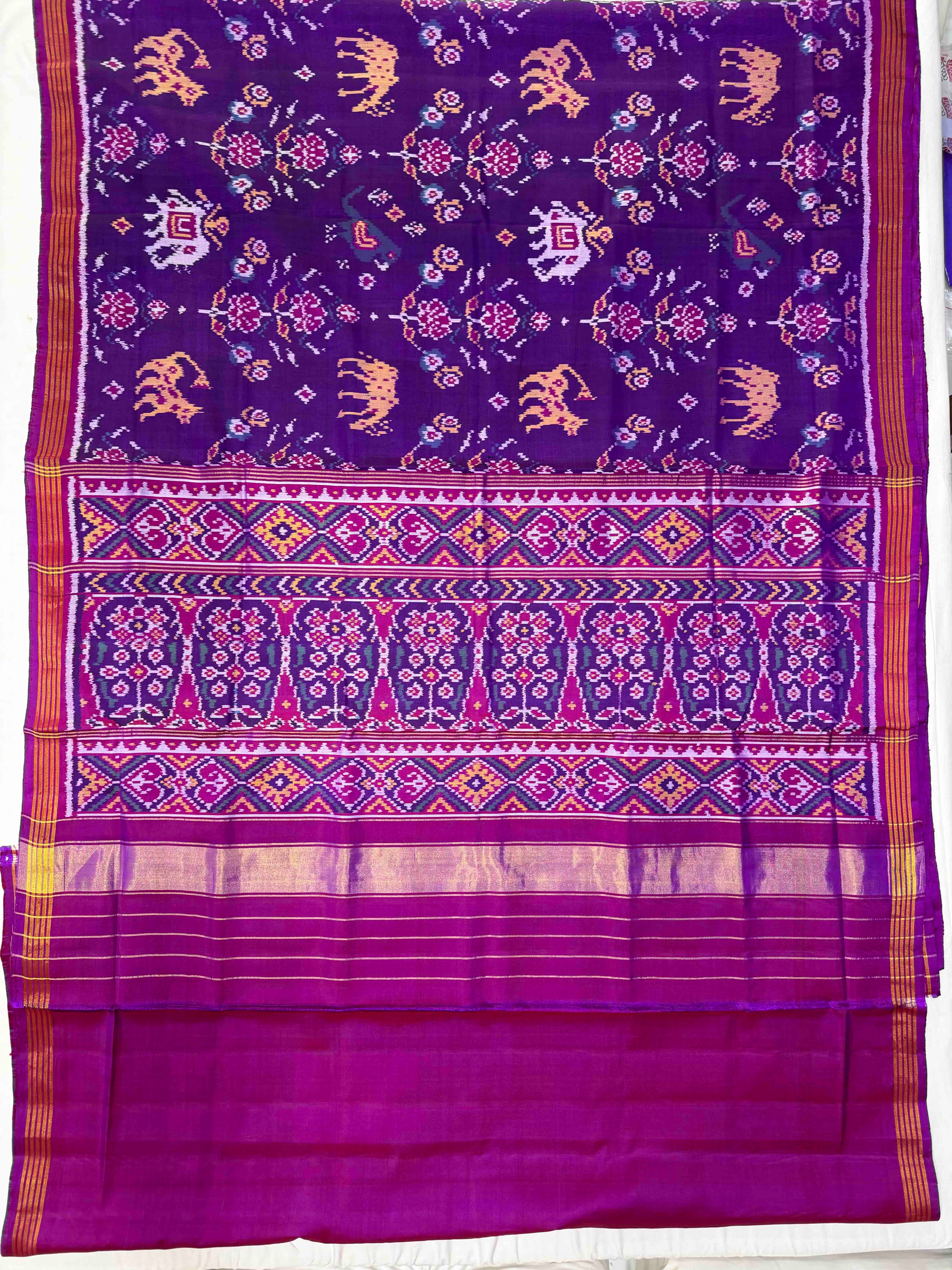Motifs Design Handwoven Patola Silk Saree
