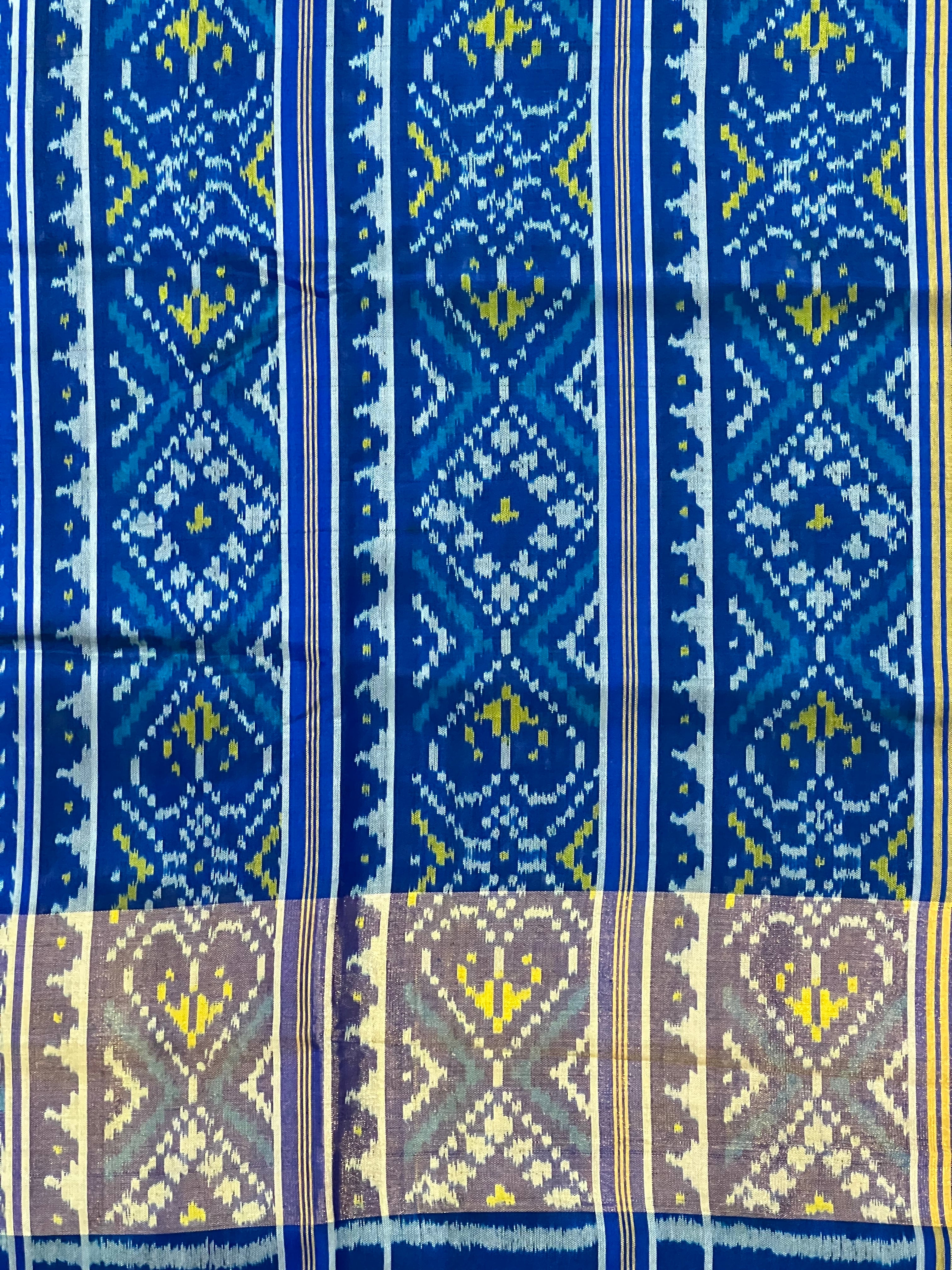 Traditional Design Handwoven Patola Silk Saree