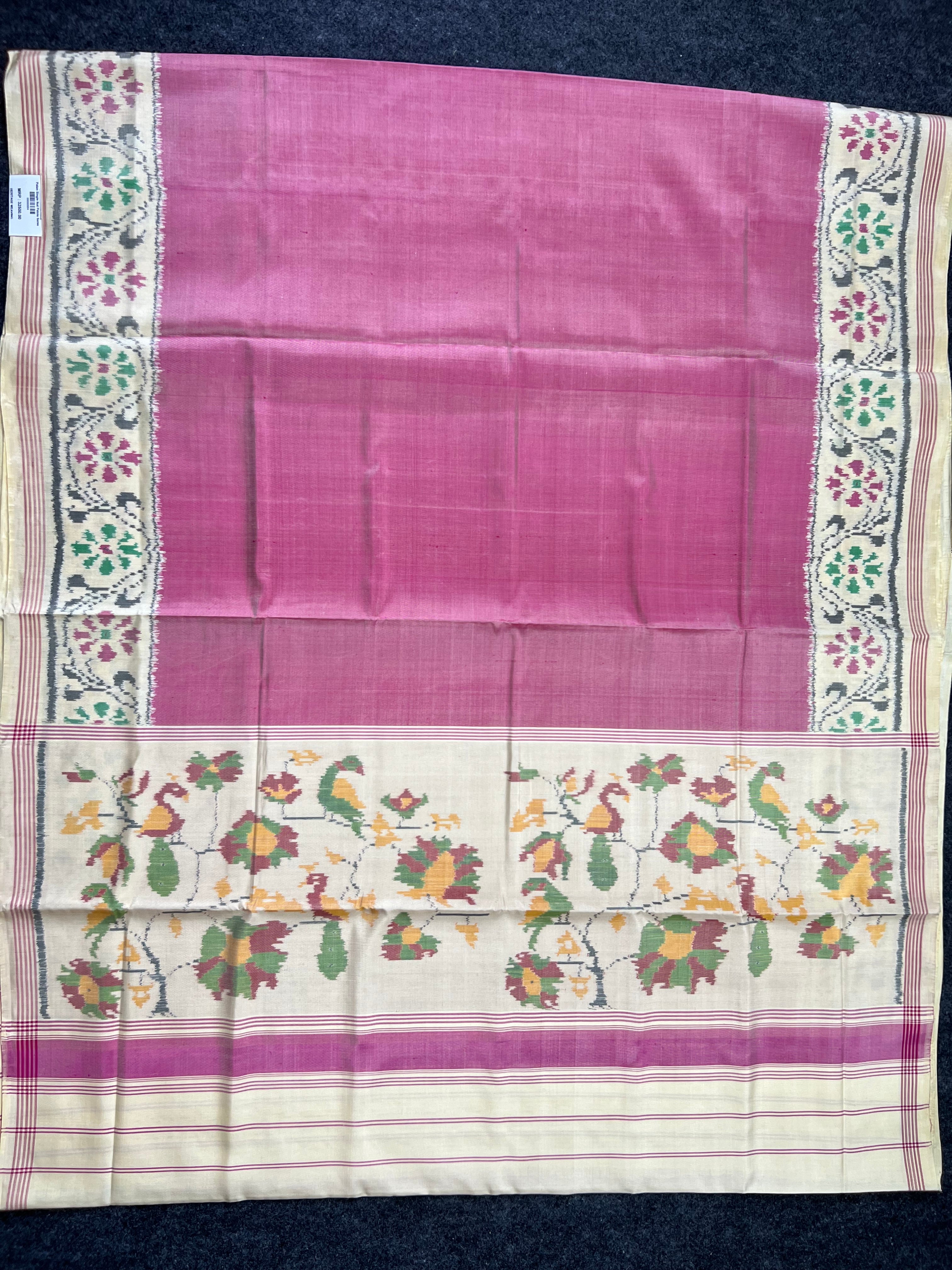 Gala Border With Exclusive Pallu Handwoven Patola Silk Saree Secondary image