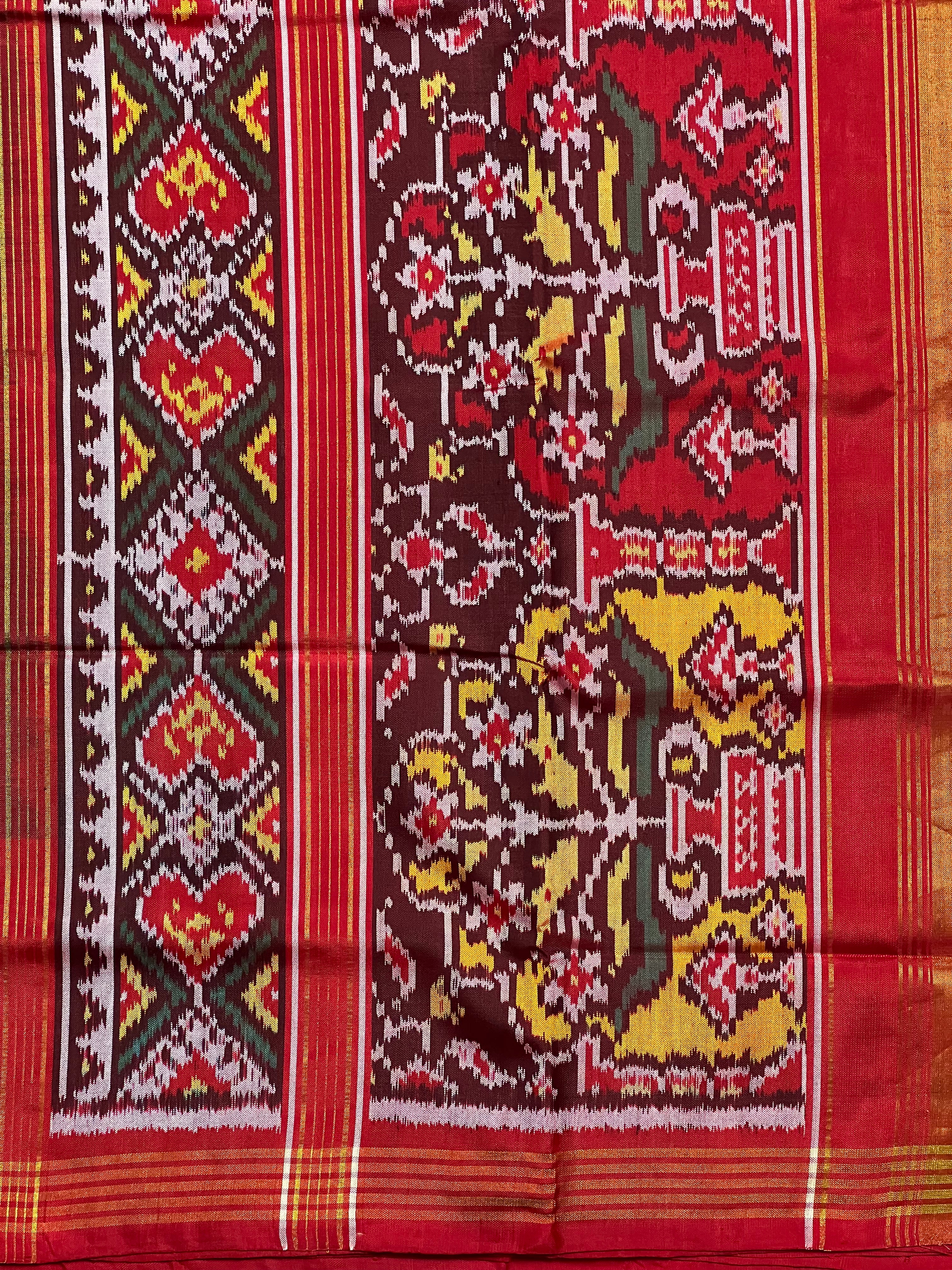 Green Motif Traditional Design Handwoven Patola Silk Saree