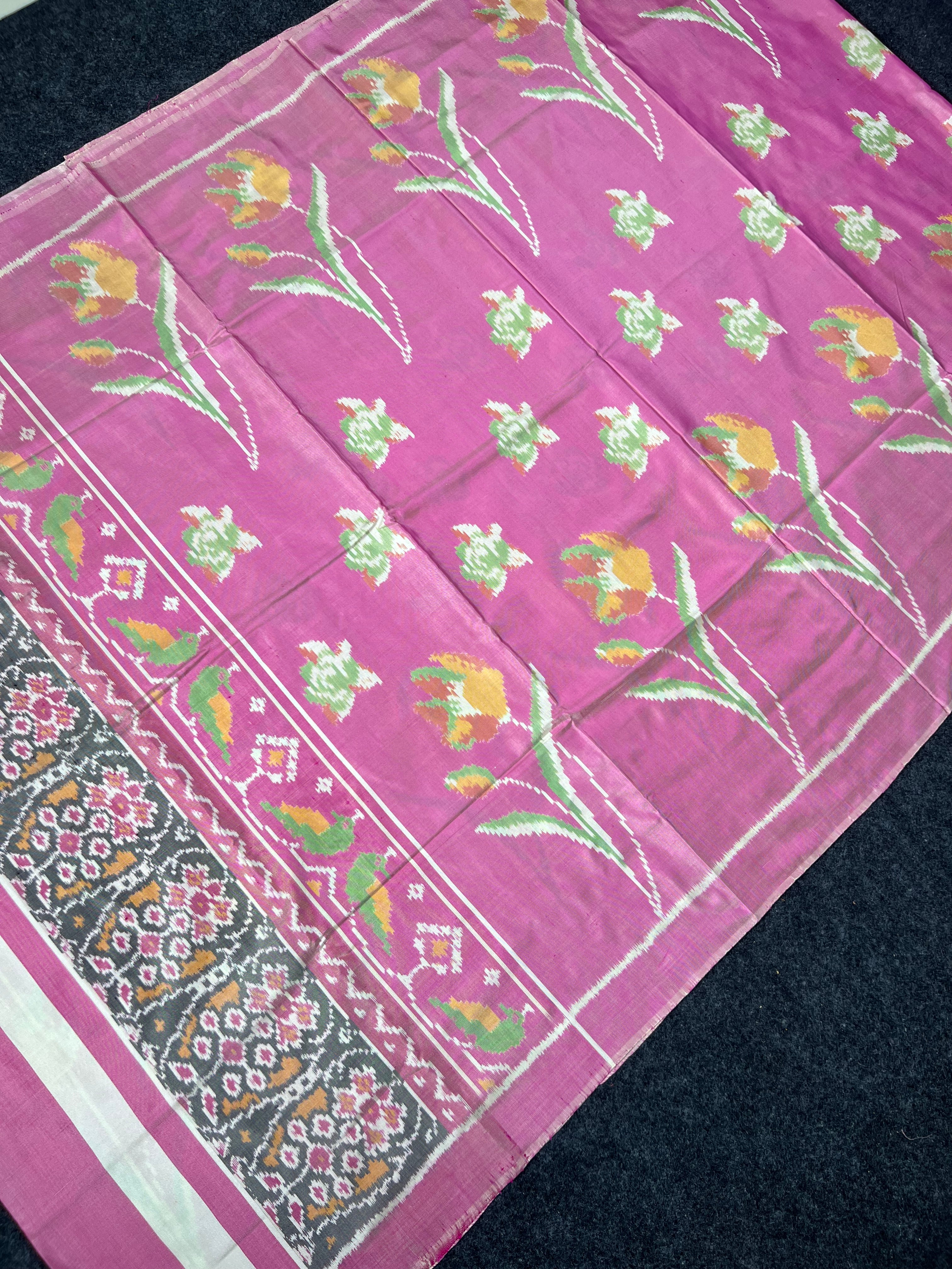 Flower Design Handwoven Patola Silk Saree Secondary image