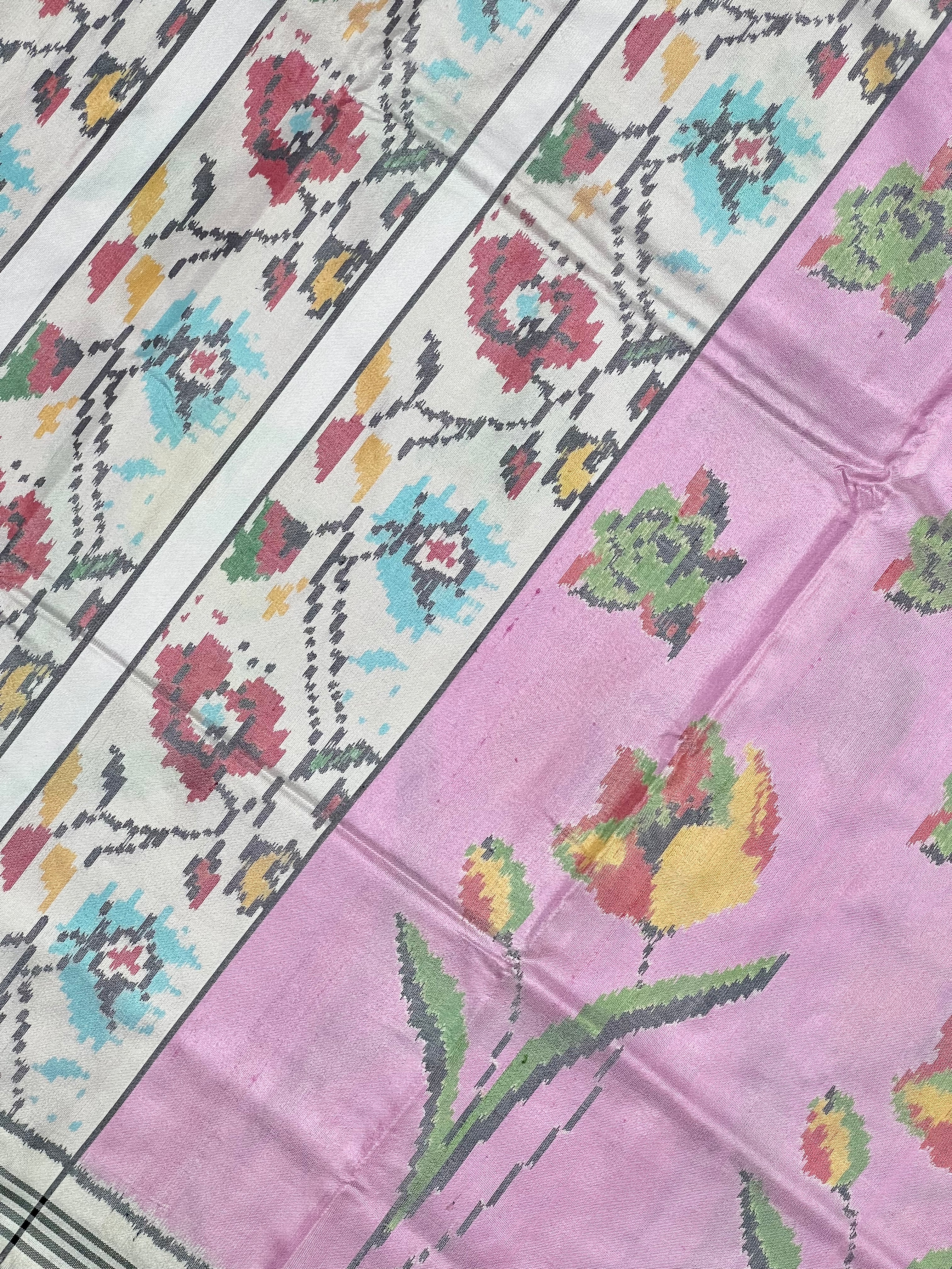 Exclusive Flower Design Handwoven Patola Silk Saree