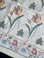Off-White Exclusive Flower Design Handwoven Patola Silk Saree