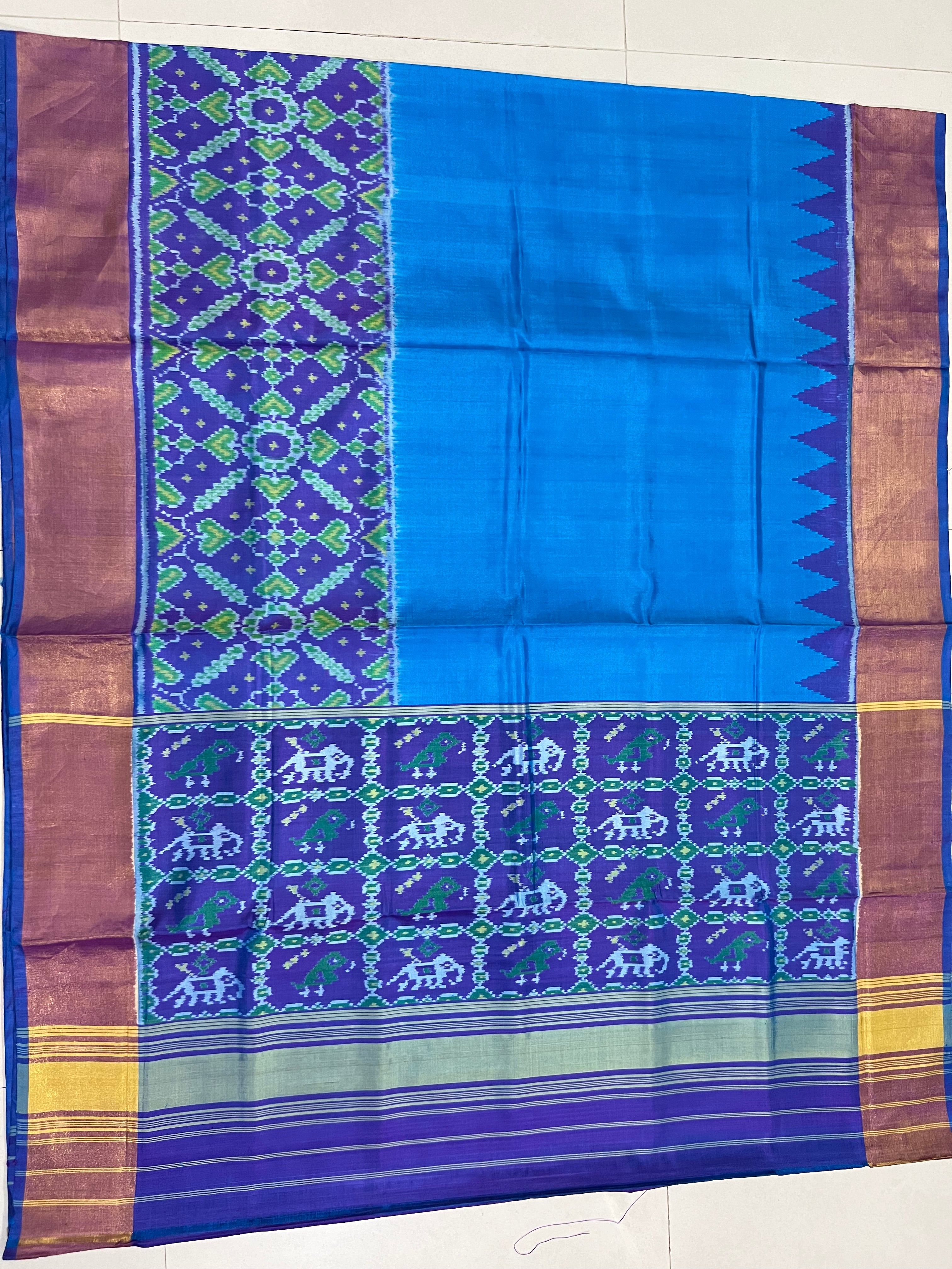 Skirt Border Design Handwoven Patola Silk Saree Secondary image