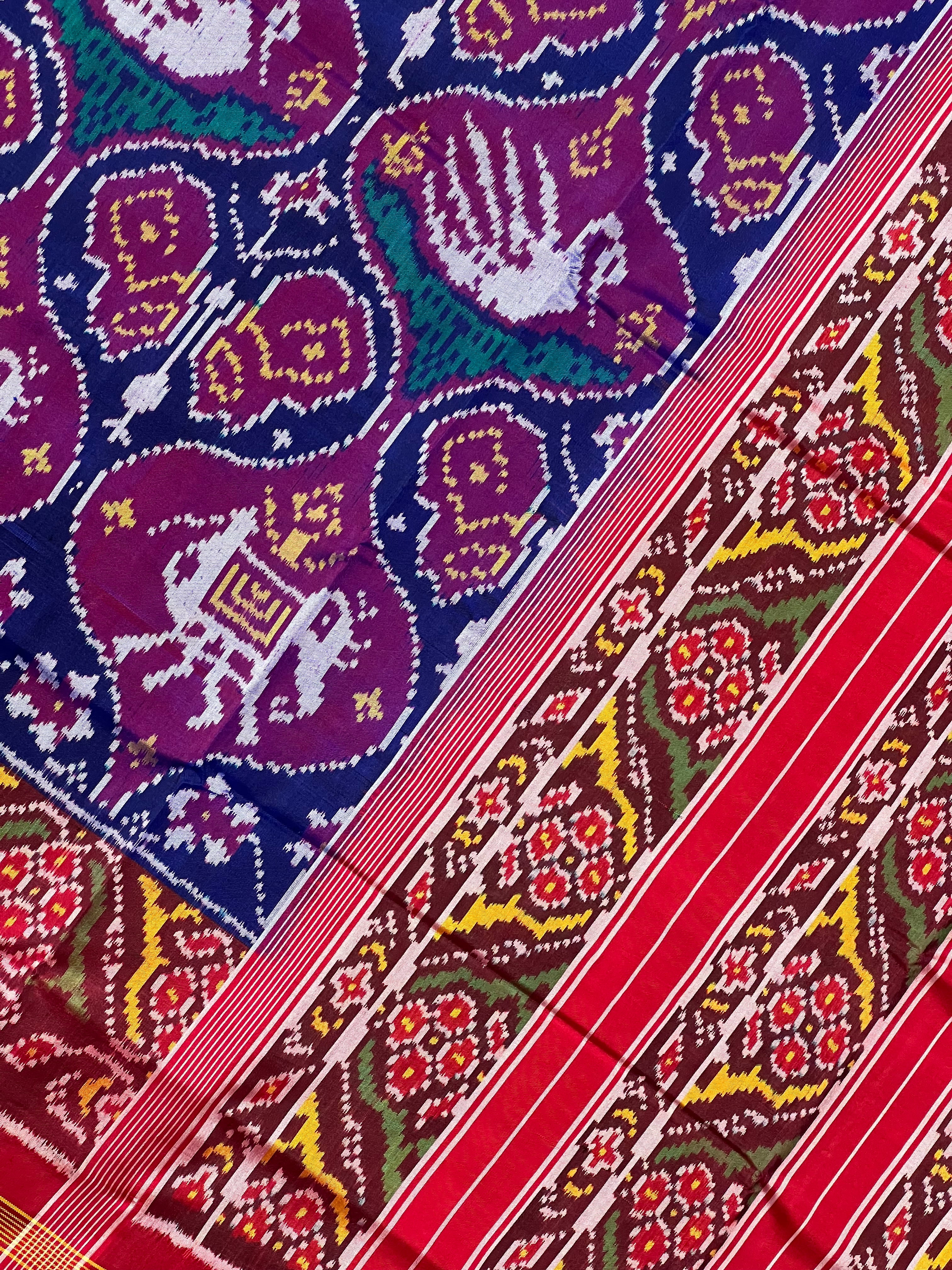 Motif Design Handwoven Patola Silk Saree