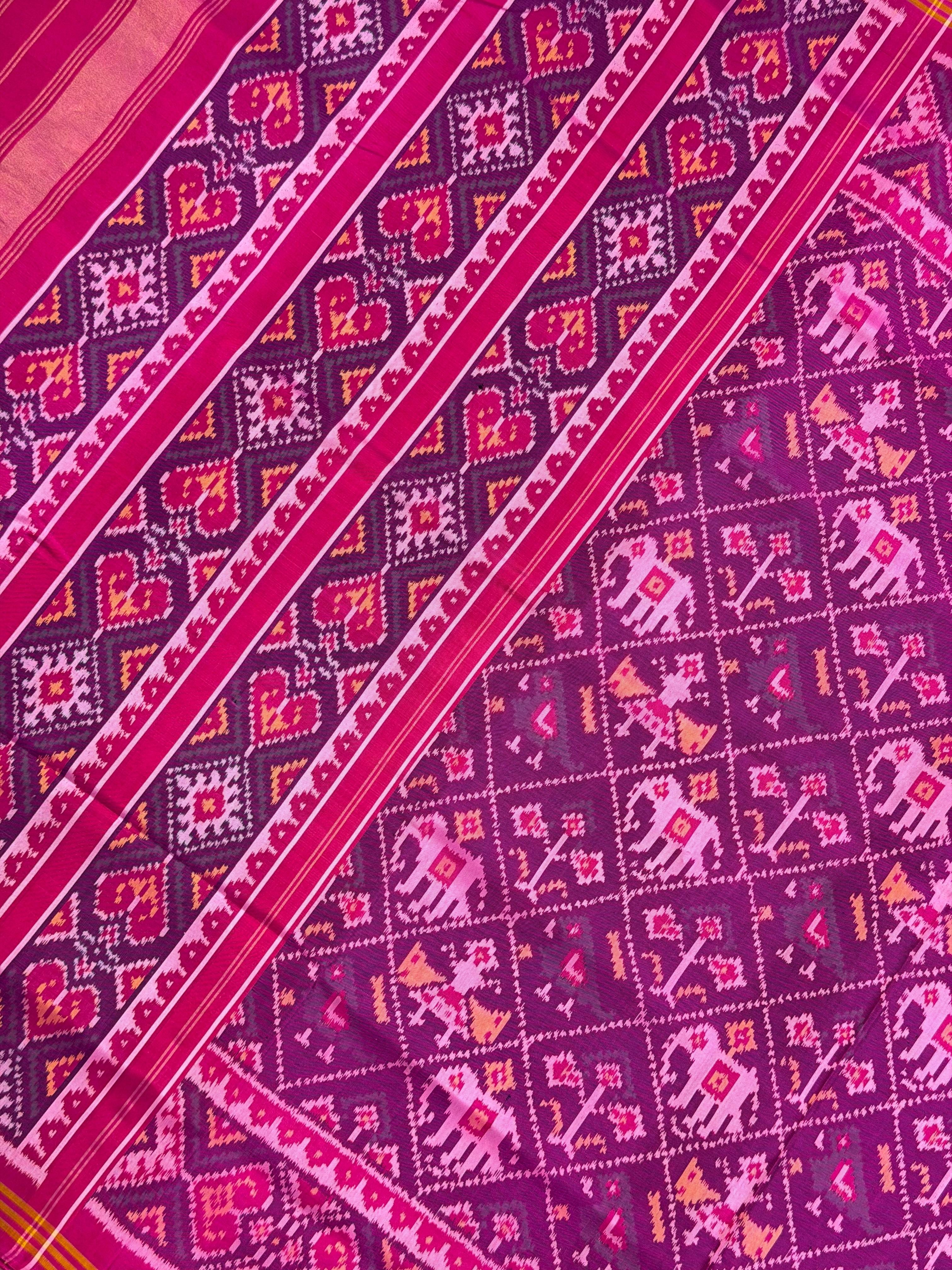 Narikunj Traditional Design Handwoven Patola Silk Saree Secondary image