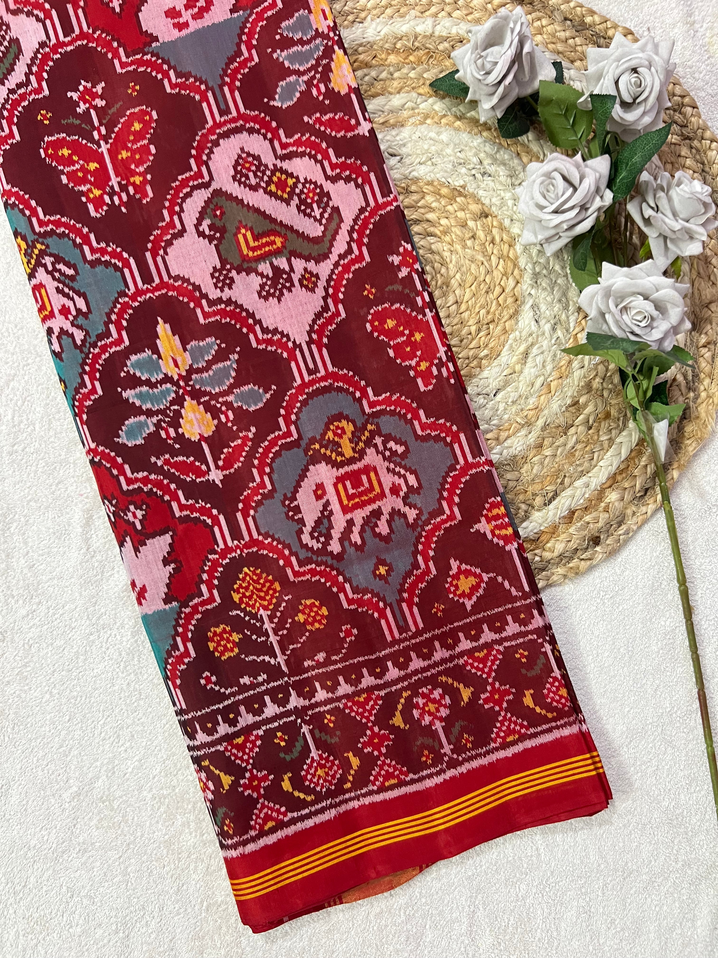 Motifs Traditional Design Handwoven Patola Silk Saree