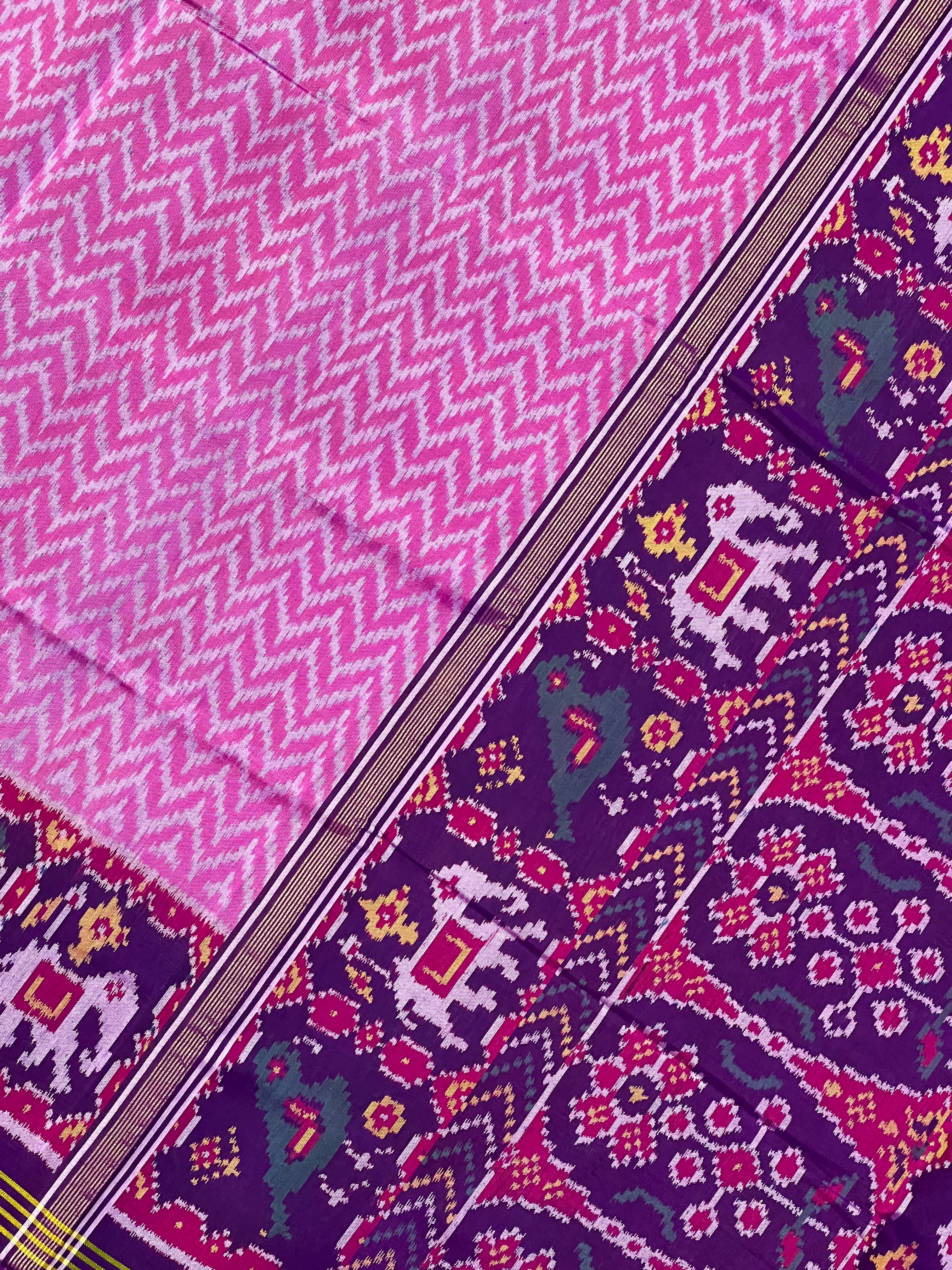 Laheriya Design Handwoven Patola Silk Saree