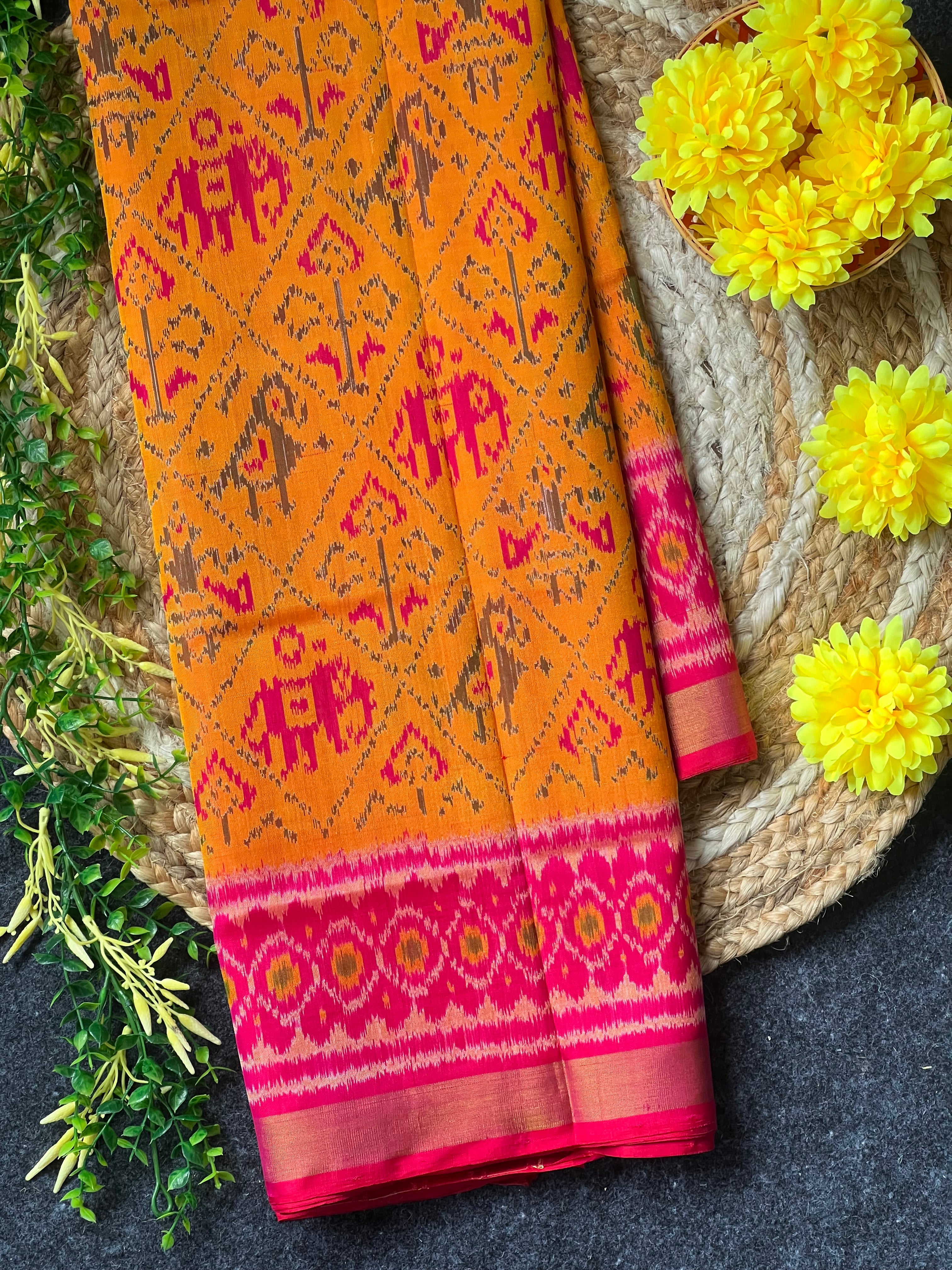 Typical Narikunj Traditional Design Handwoven Patola Silk Saree